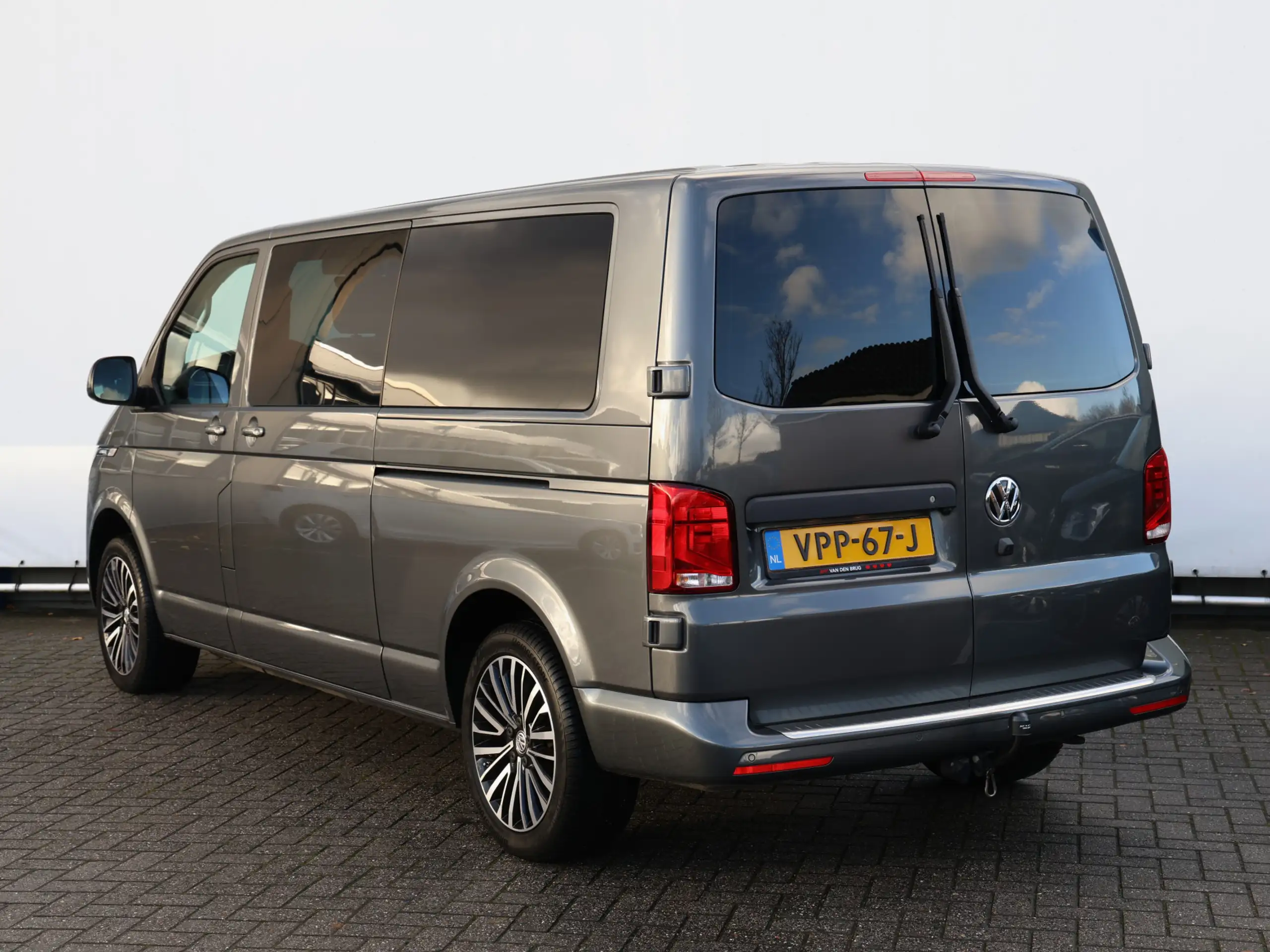 Volkswagen - T6.1 Transporter