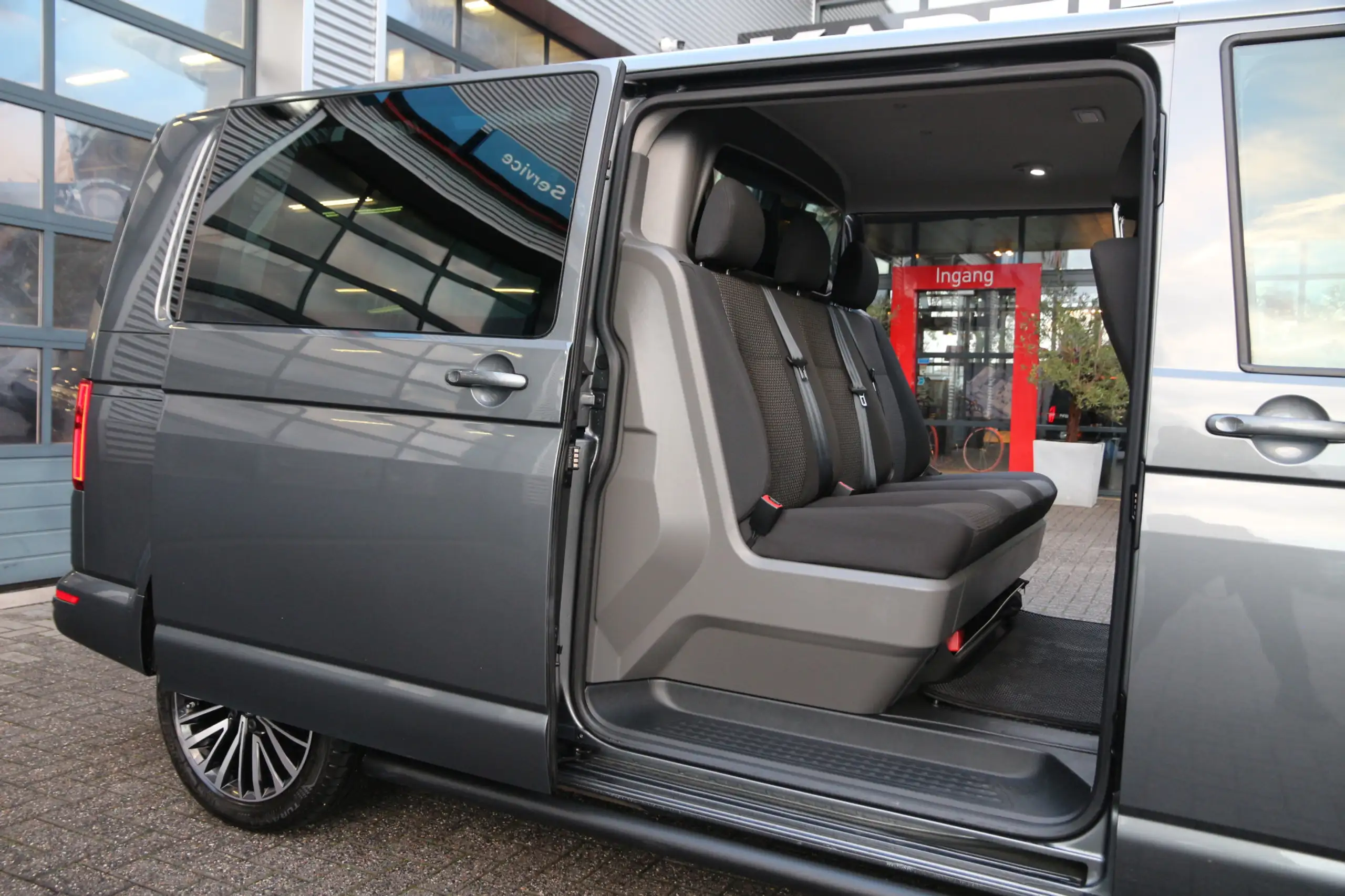 Volkswagen - T6.1 Transporter