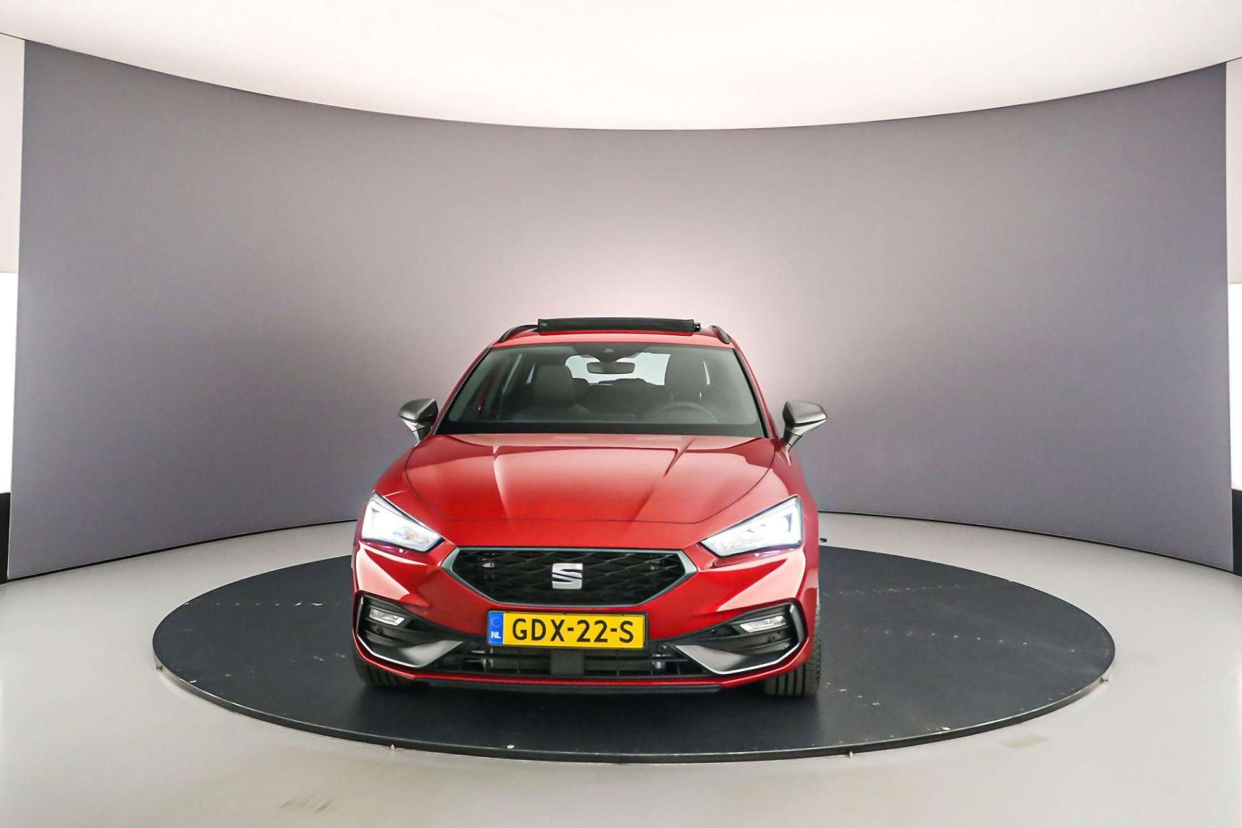 SEAT - Leon