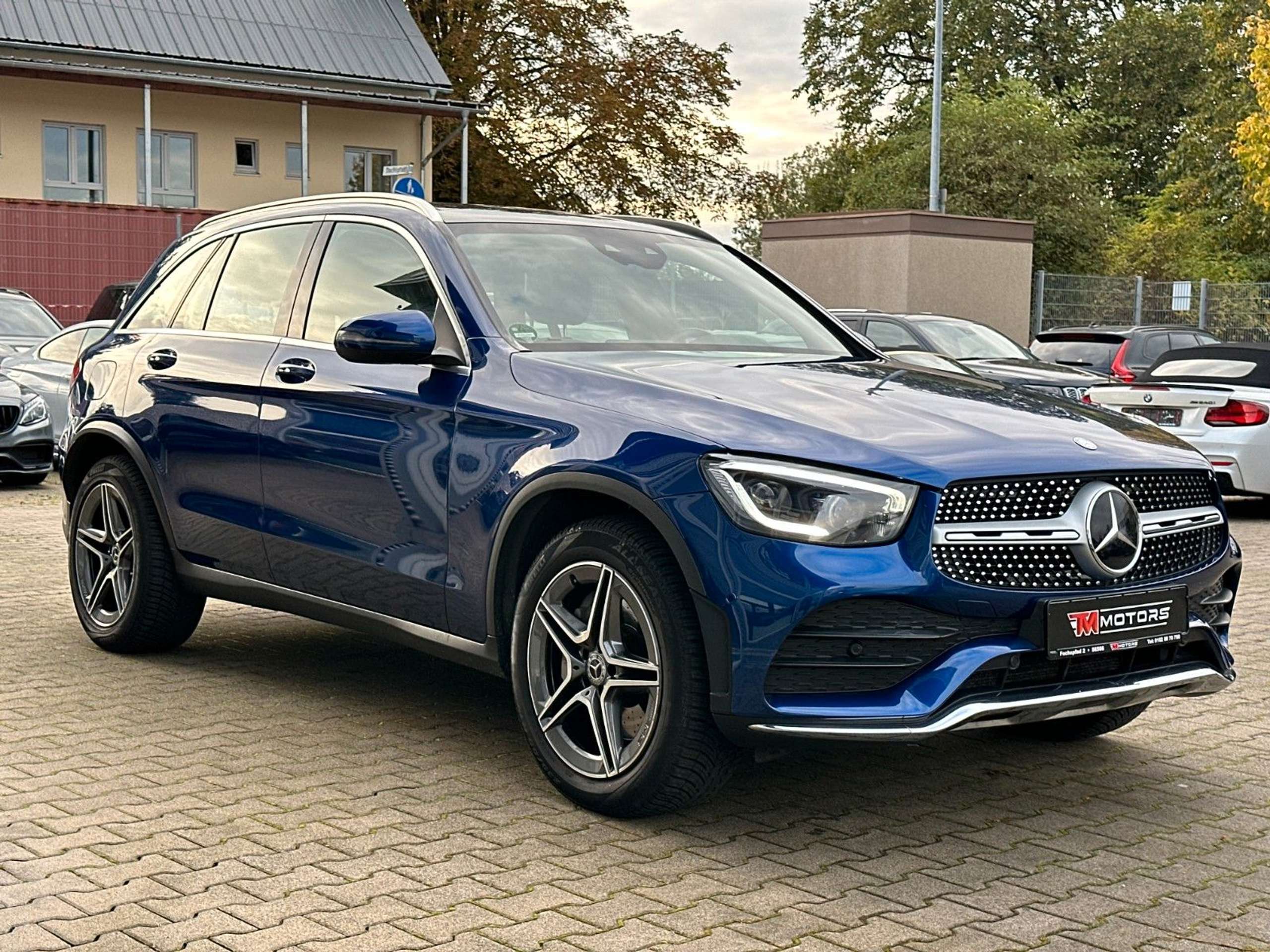 Mercedes-Benz - GLC 220