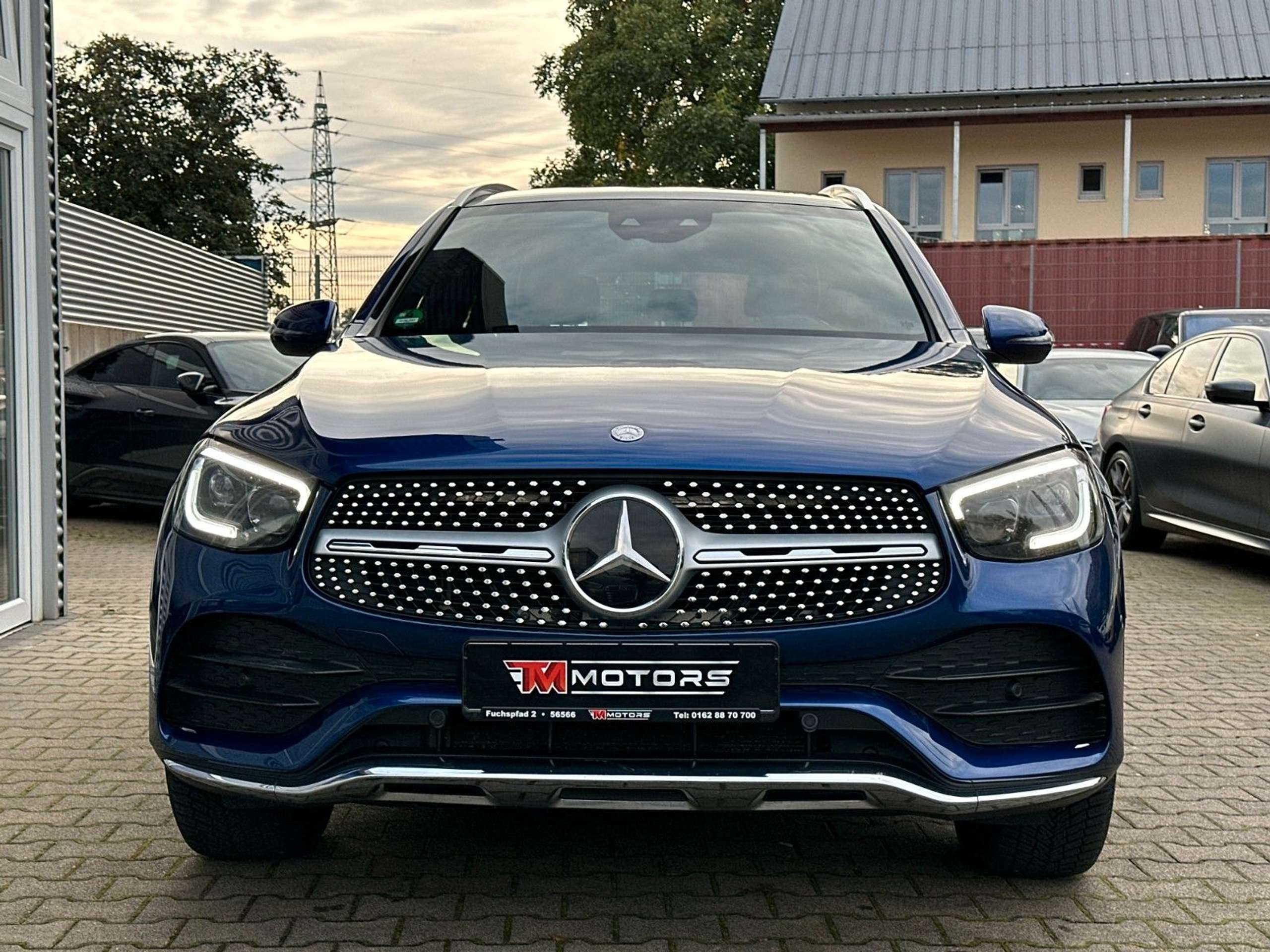 Mercedes-Benz - GLC 220