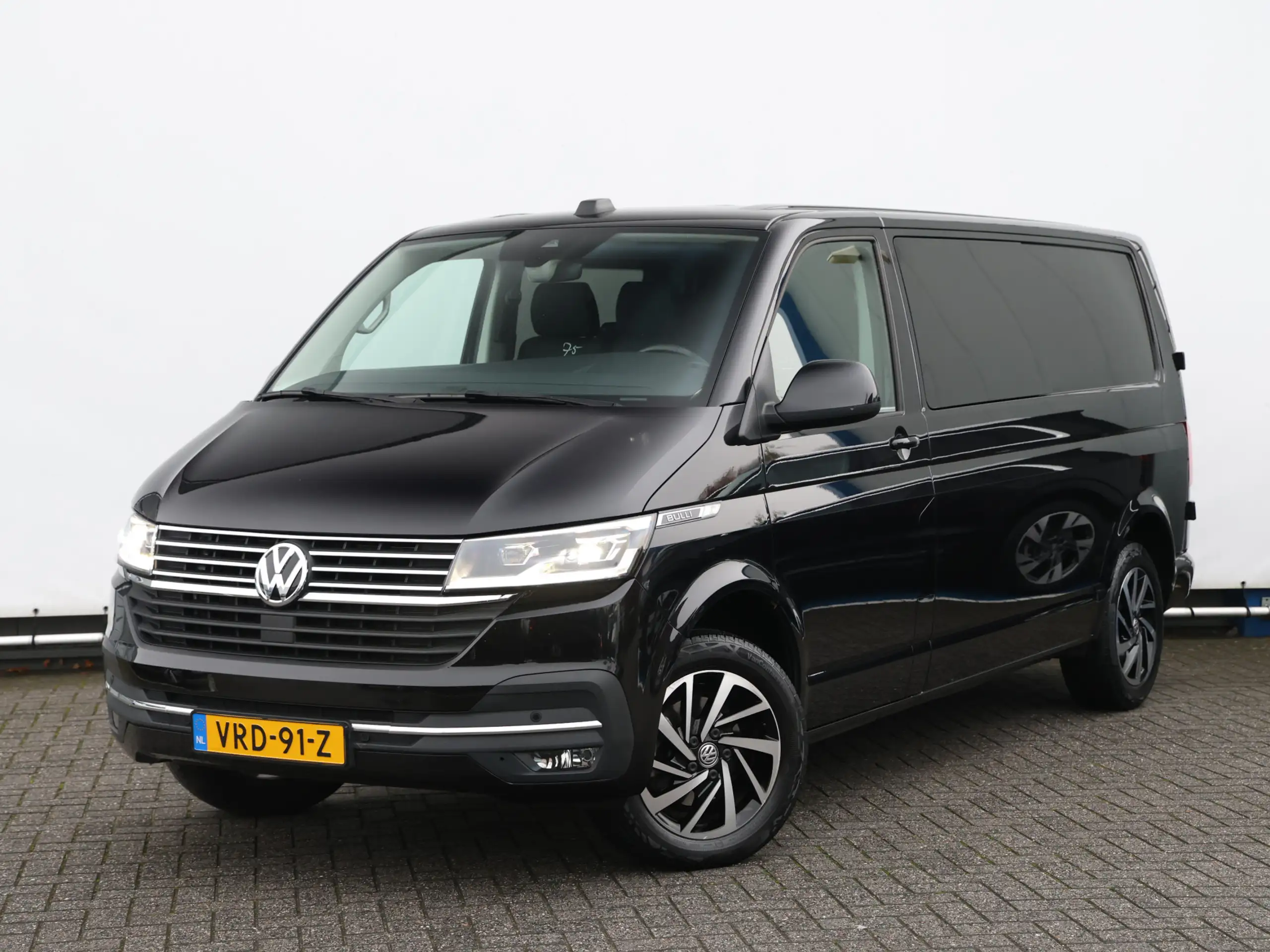 Volkswagen - T6.1 Transporter