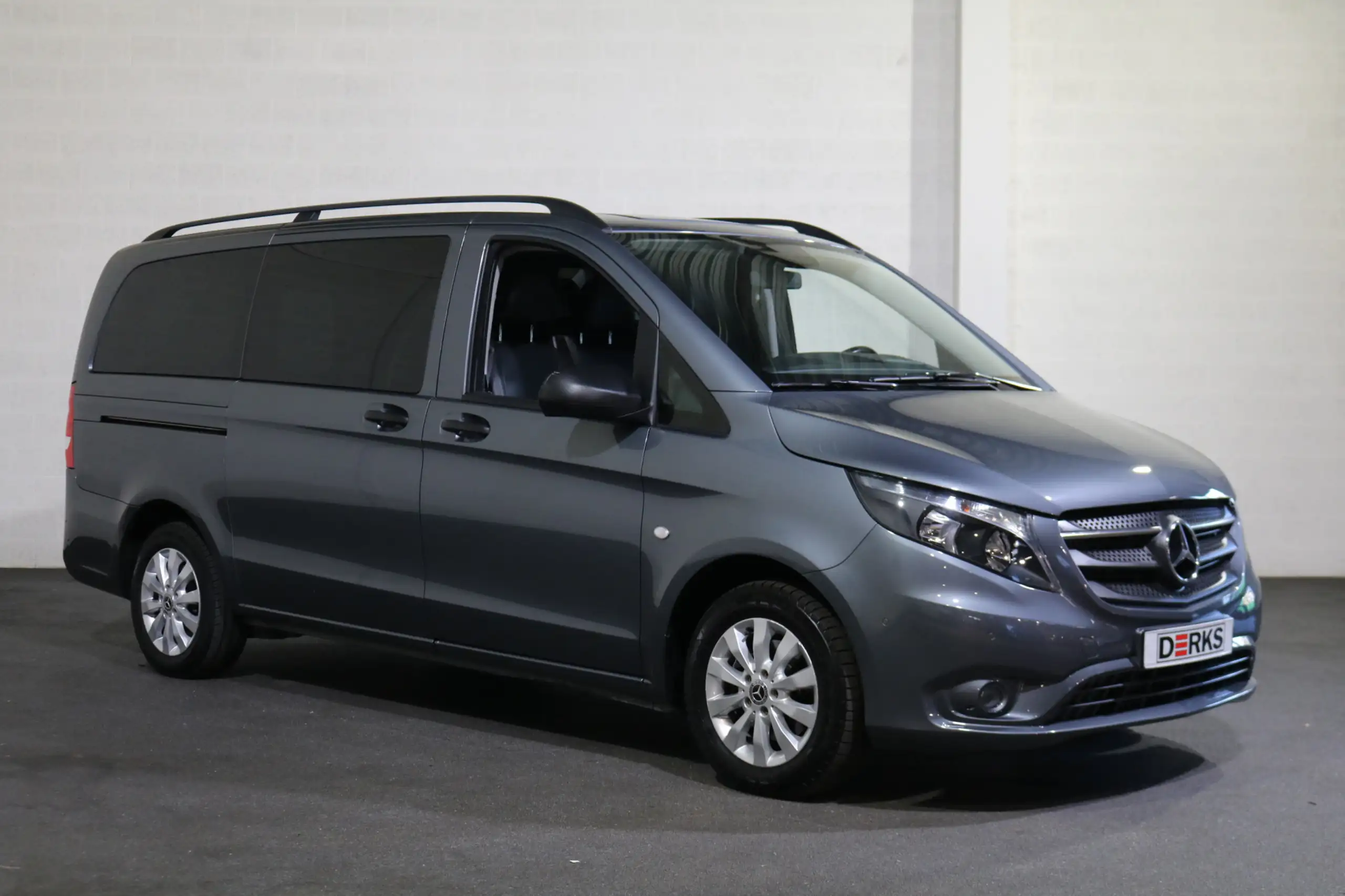 Mercedes-Benz - Vito