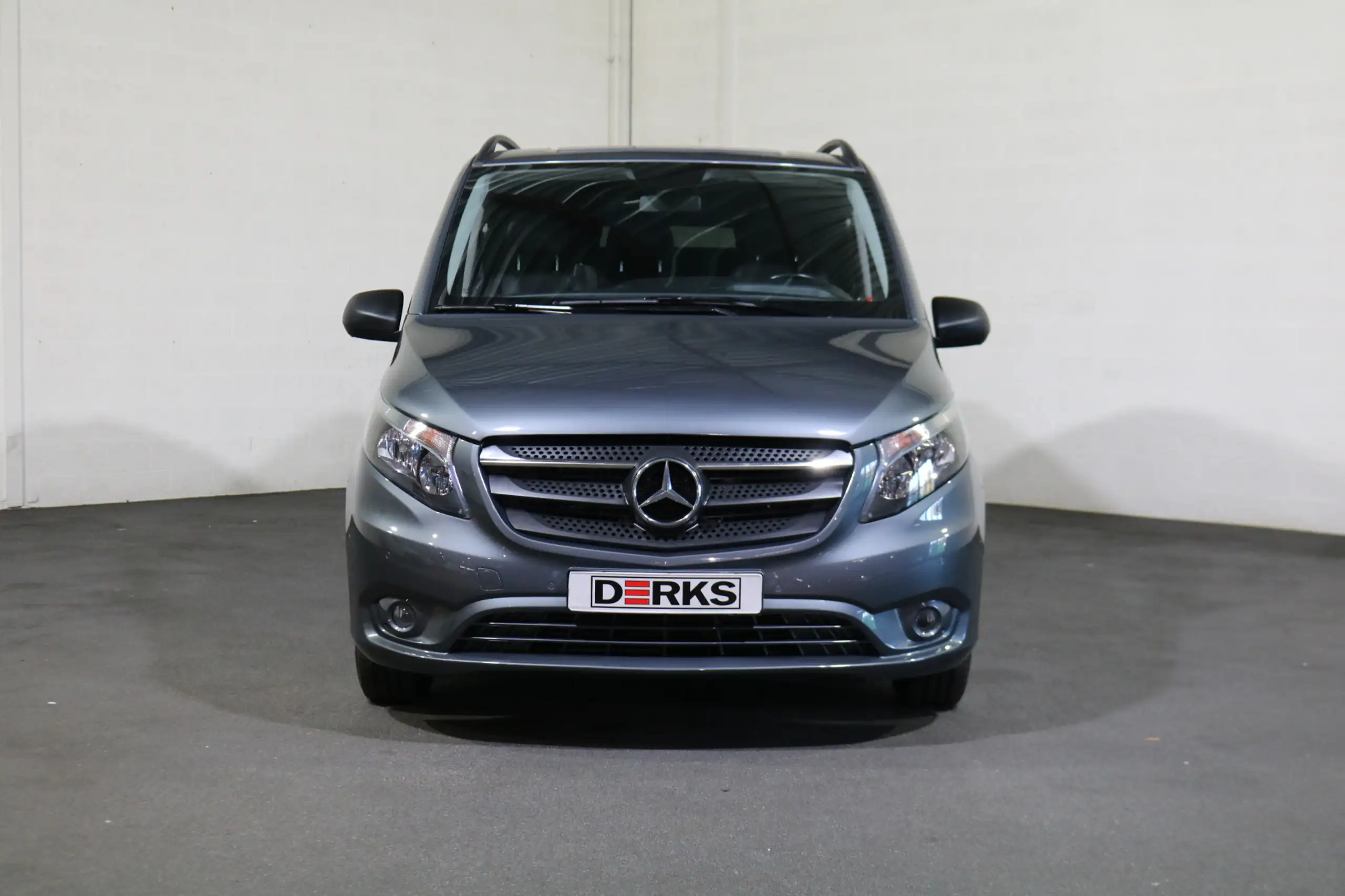 Mercedes-Benz - Vito