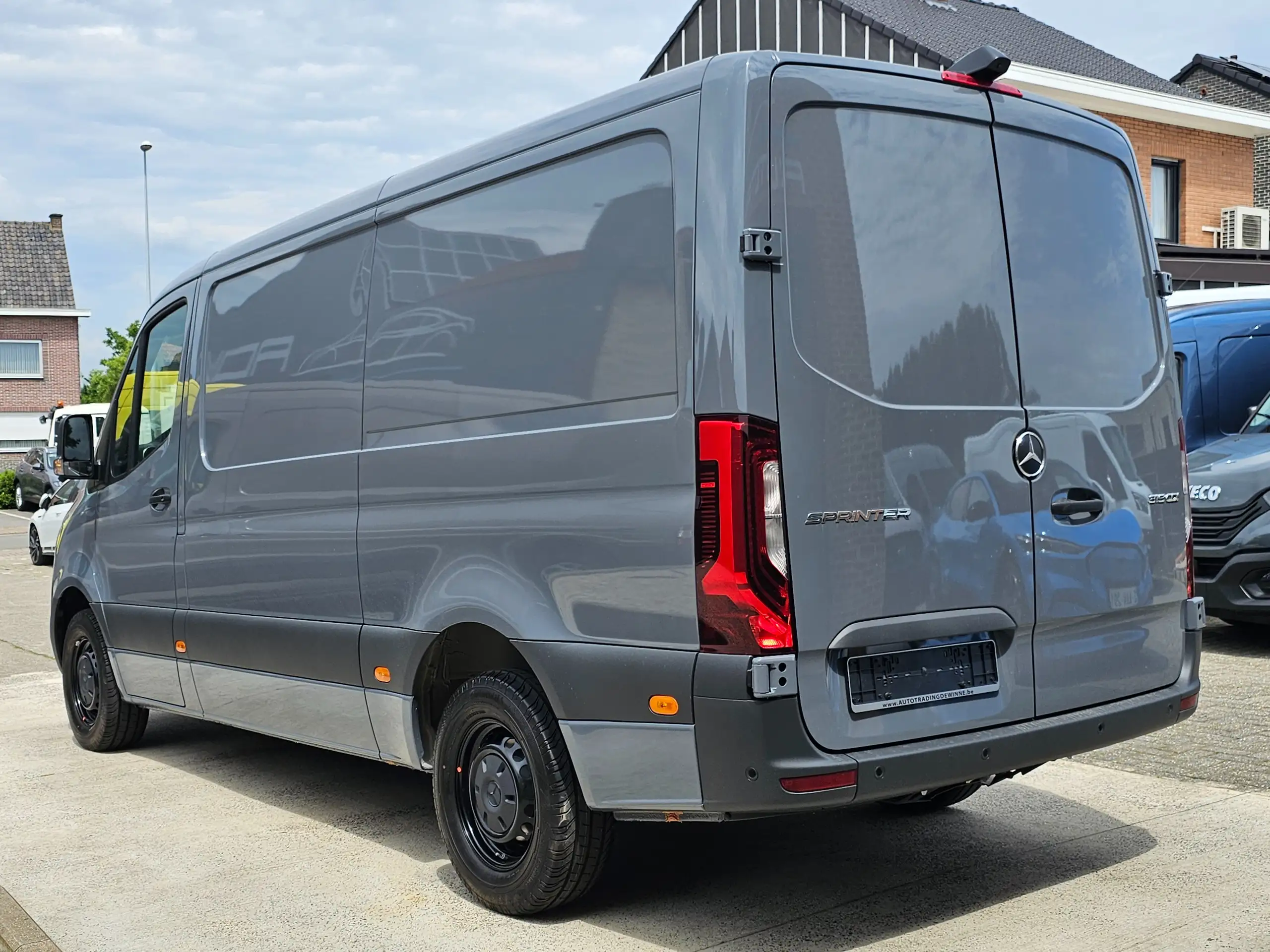 Mercedes-Benz - Sprinter