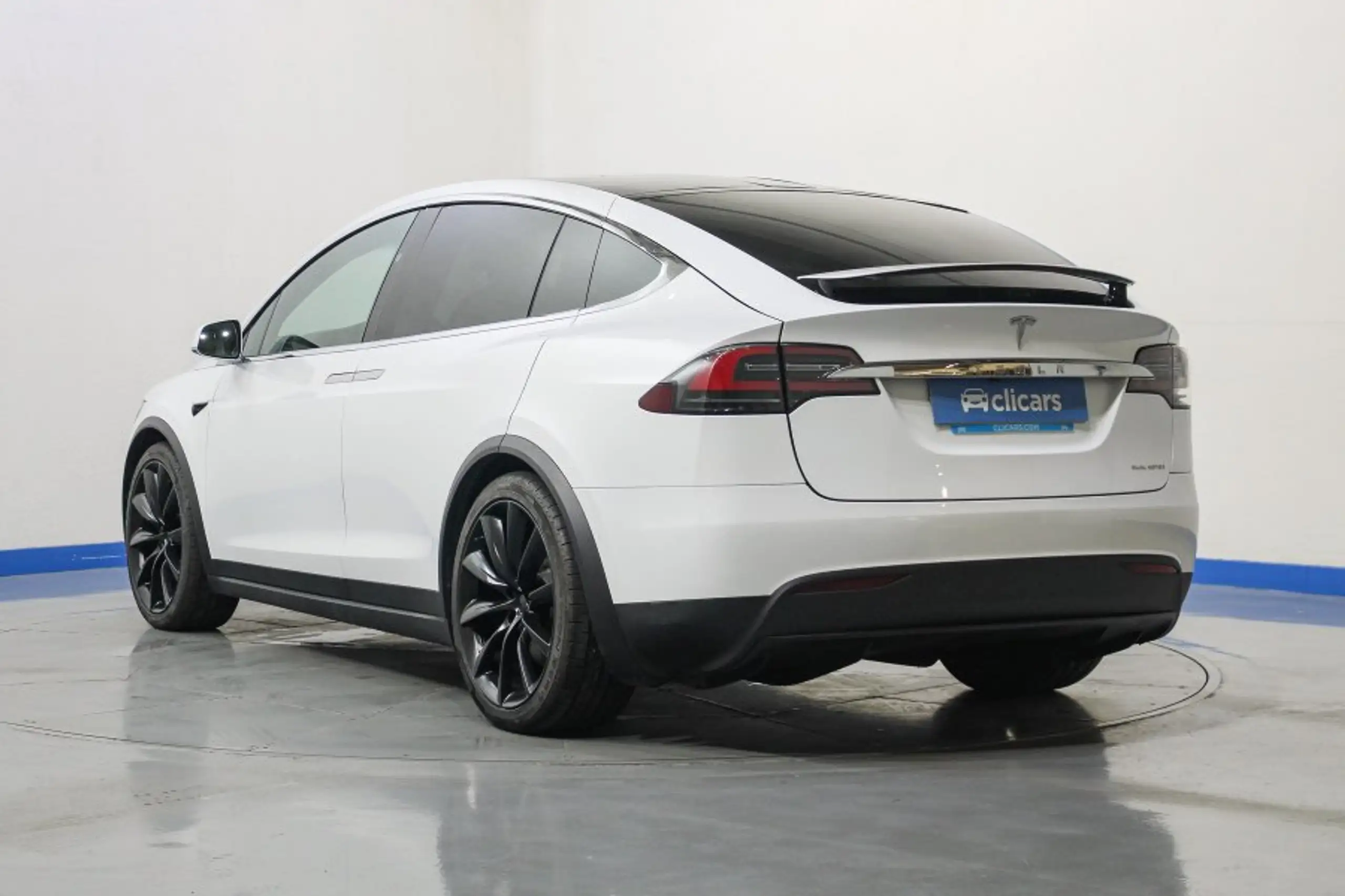 Tesla - Model X