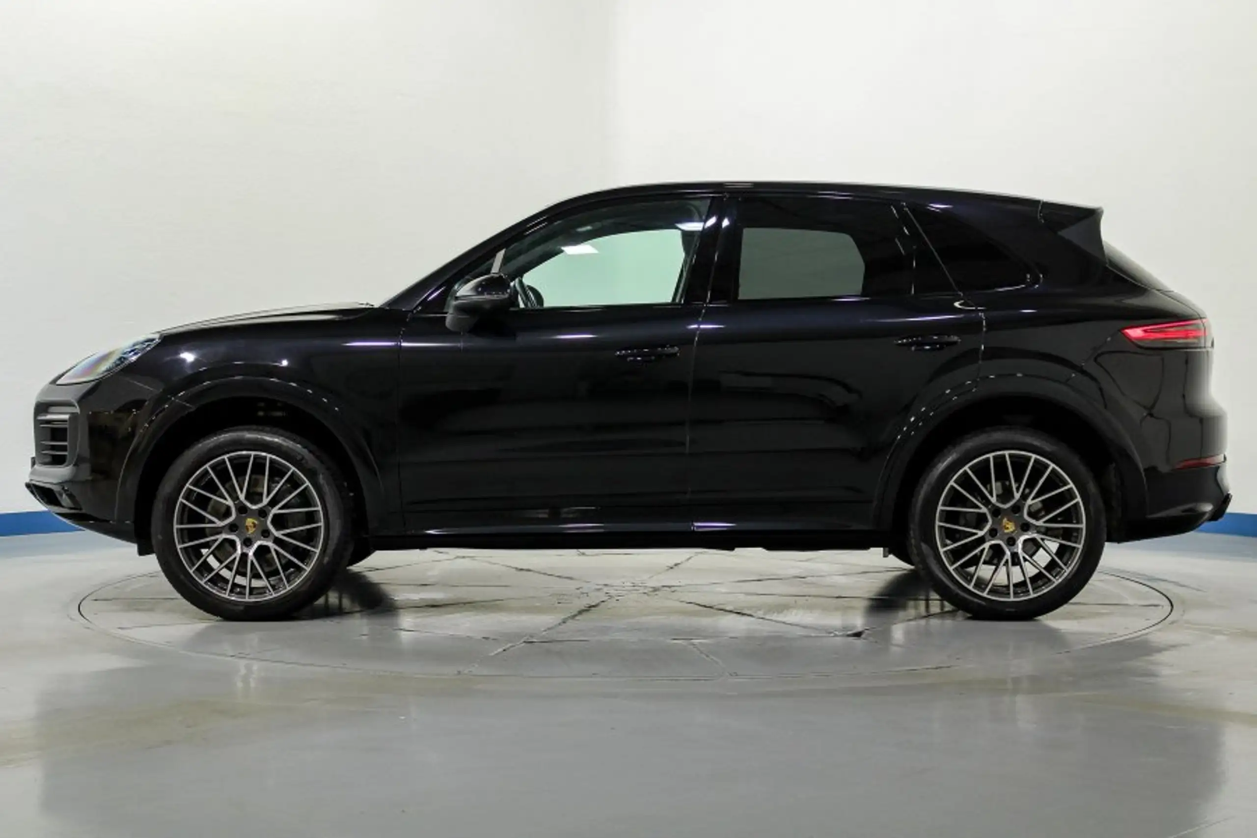 Porsche - Cayenne