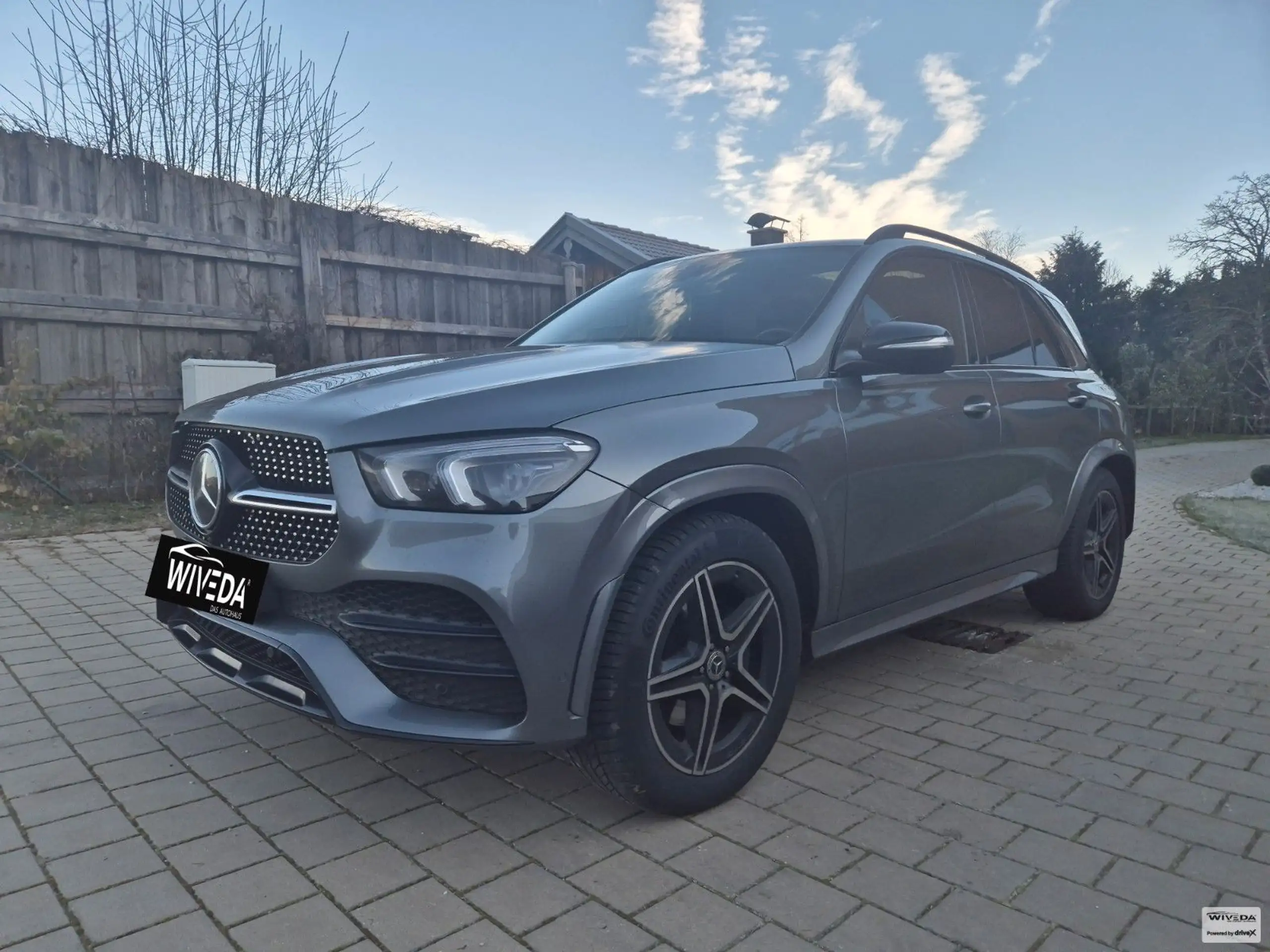 Mercedes-Benz - GLE 350