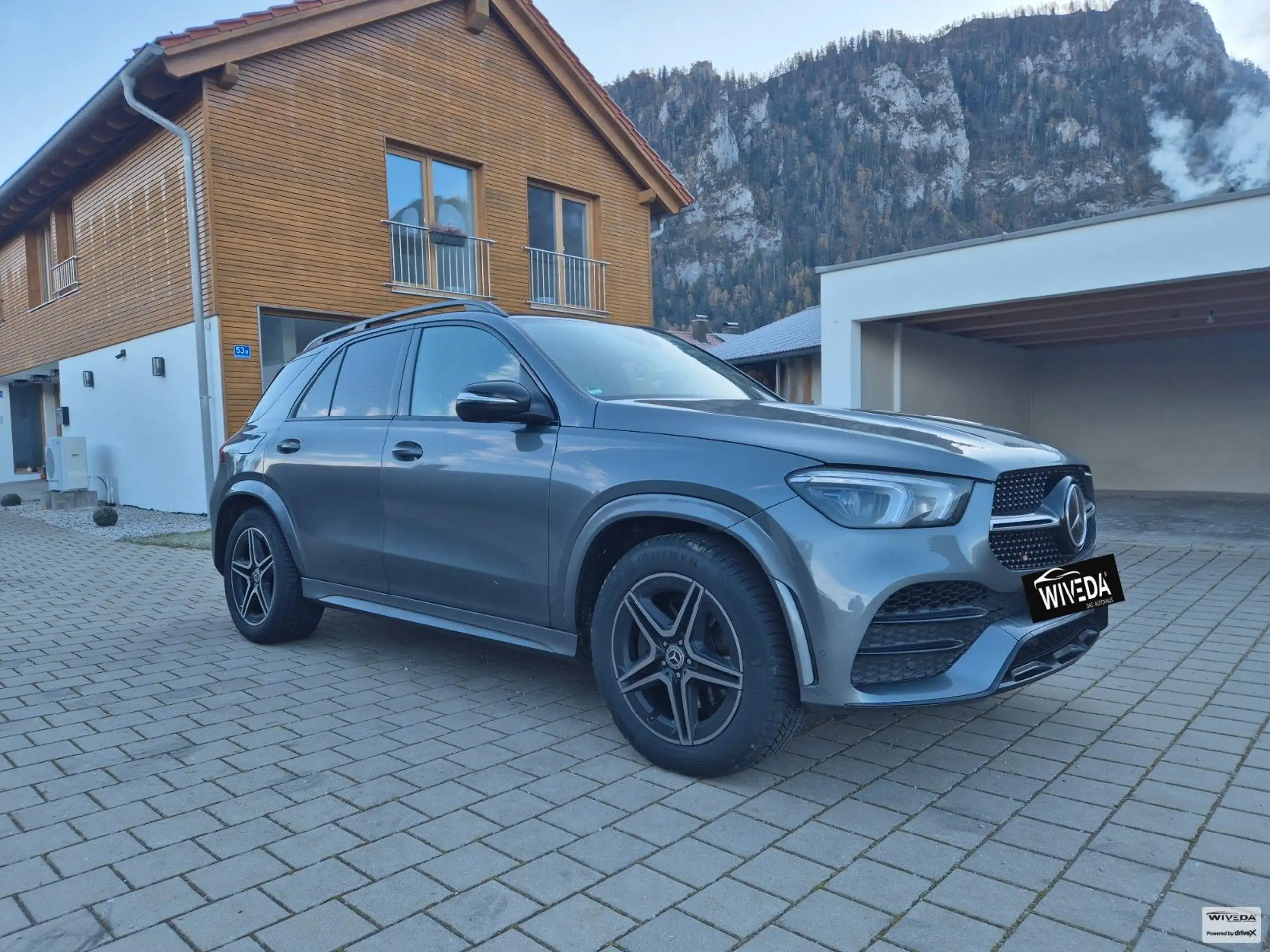 Mercedes-Benz - GLE 350