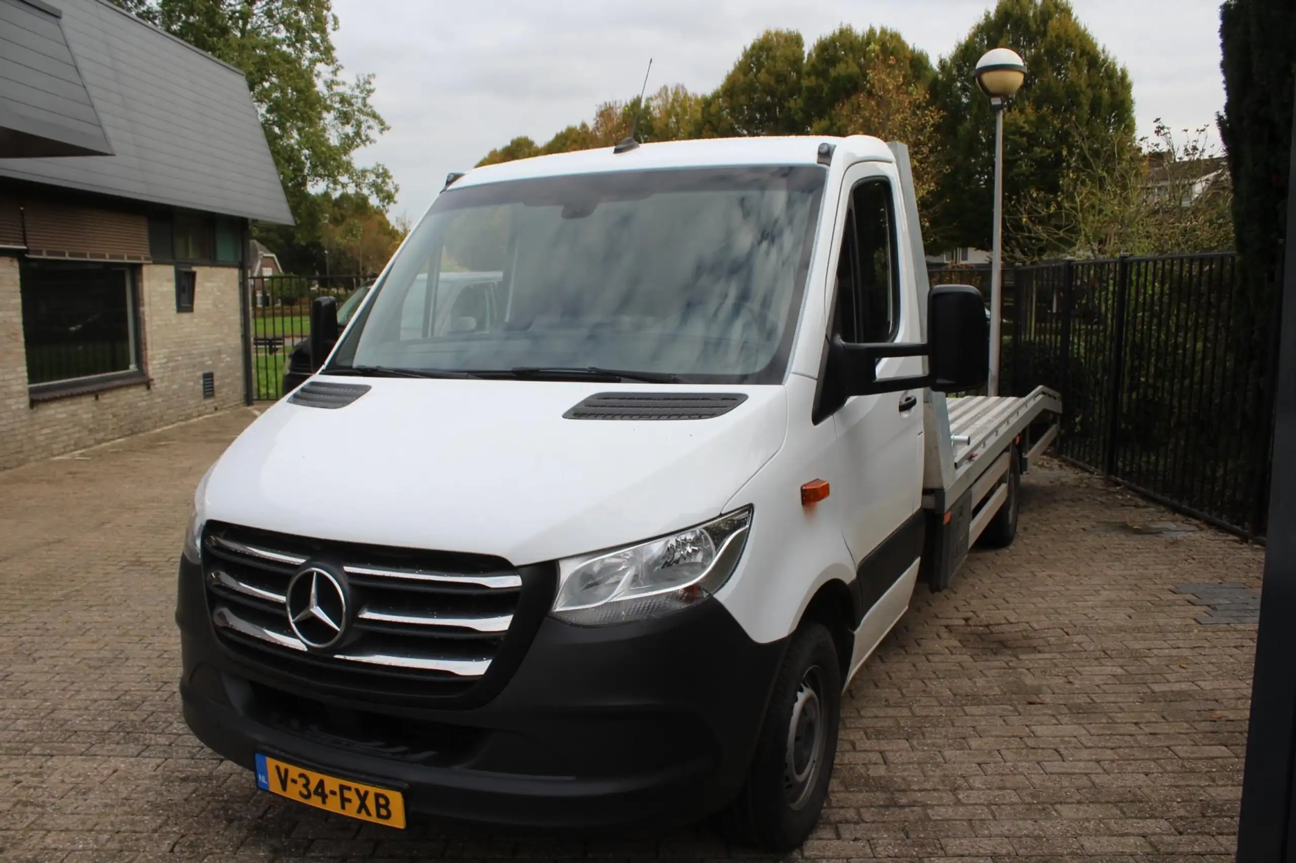 Mercedes-Benz - Sprinter