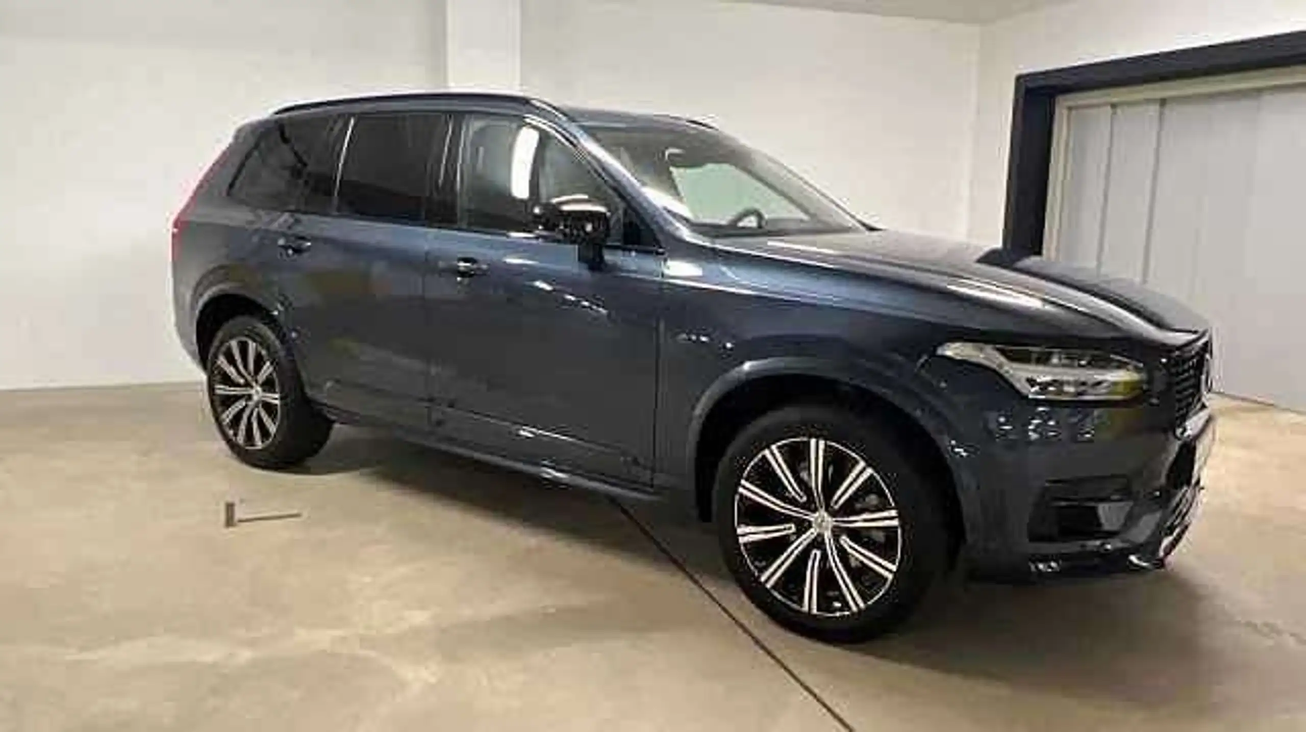 Volvo - XC90