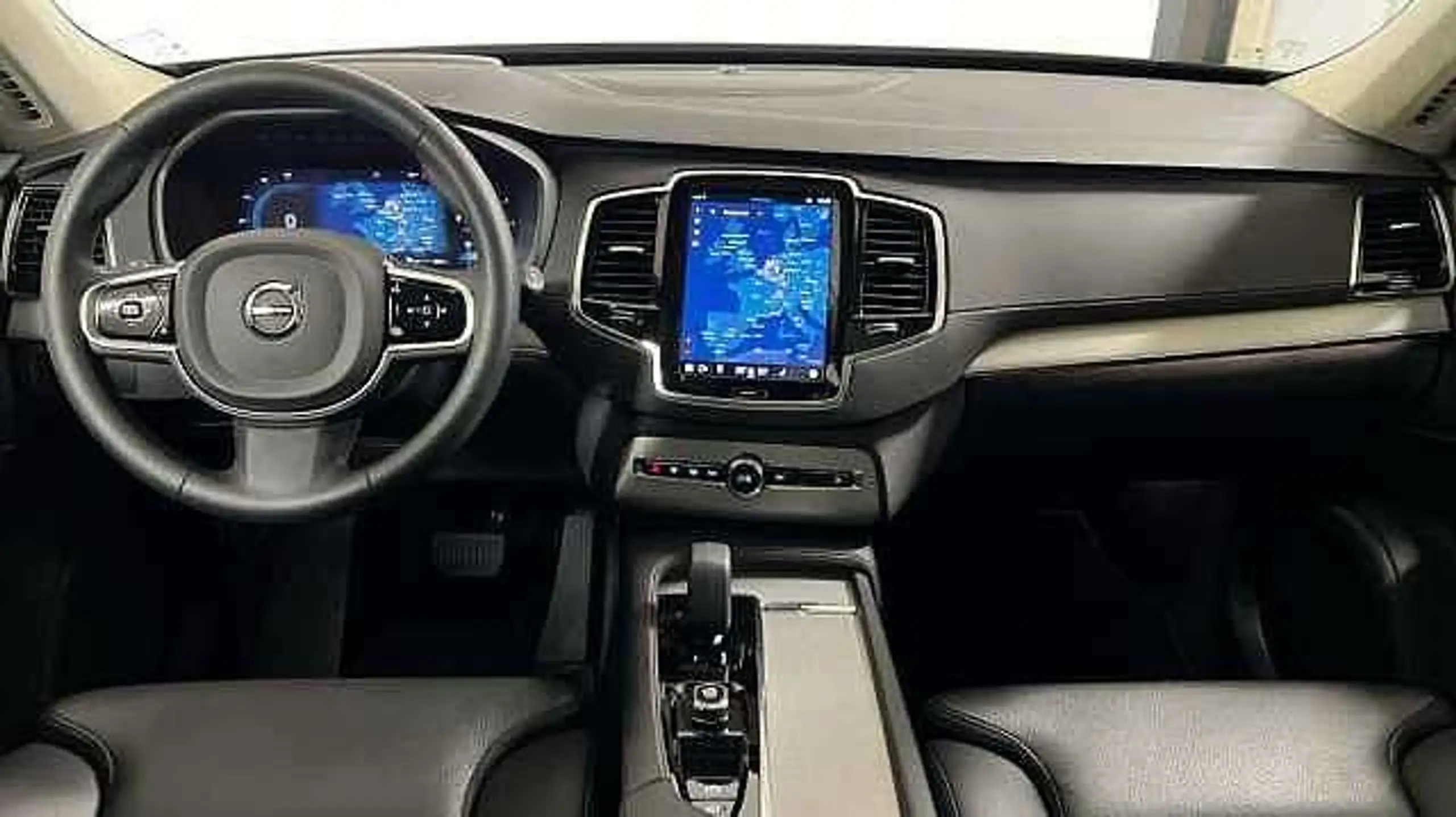 Volvo - XC90