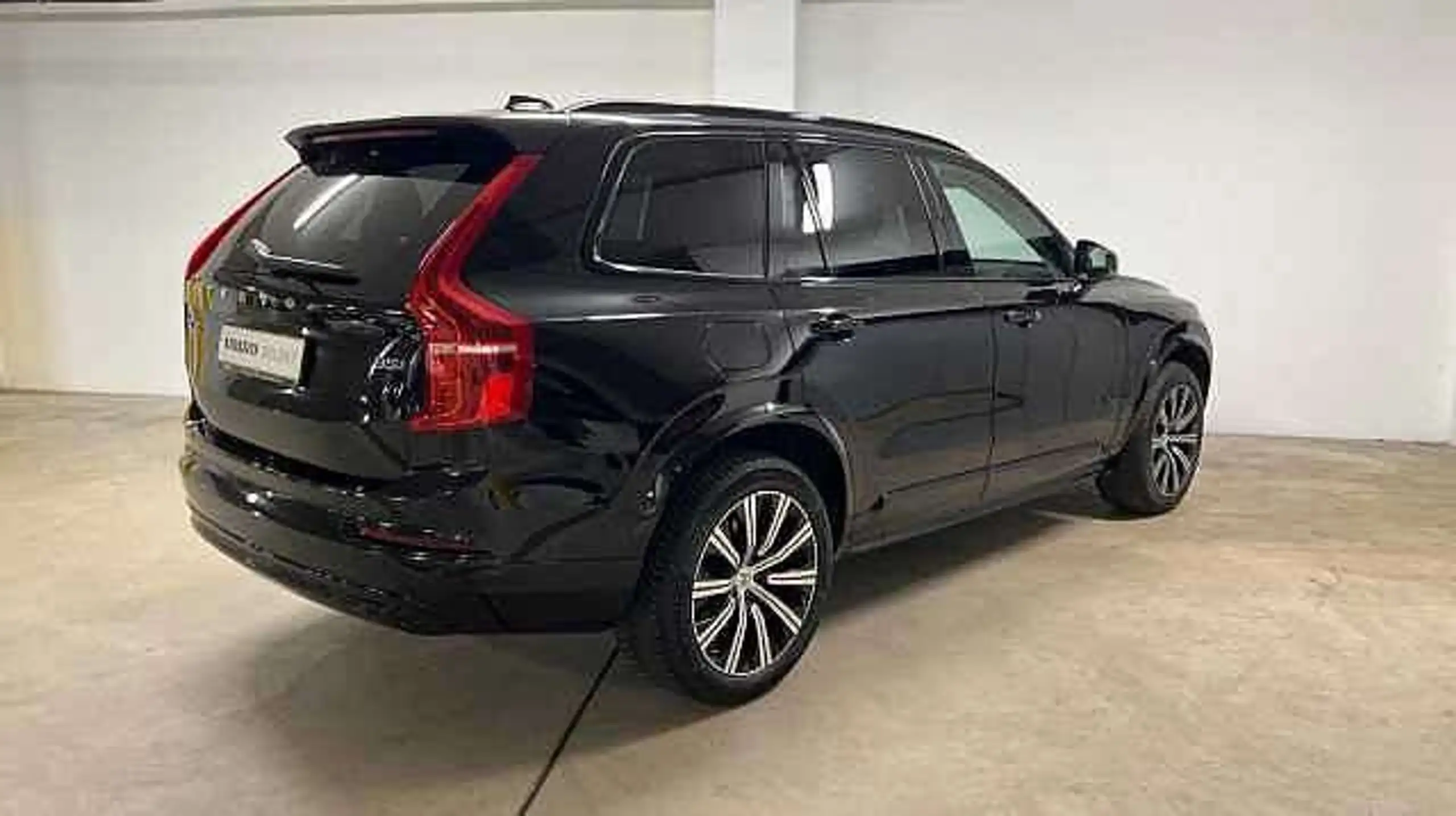 Volvo - XC90