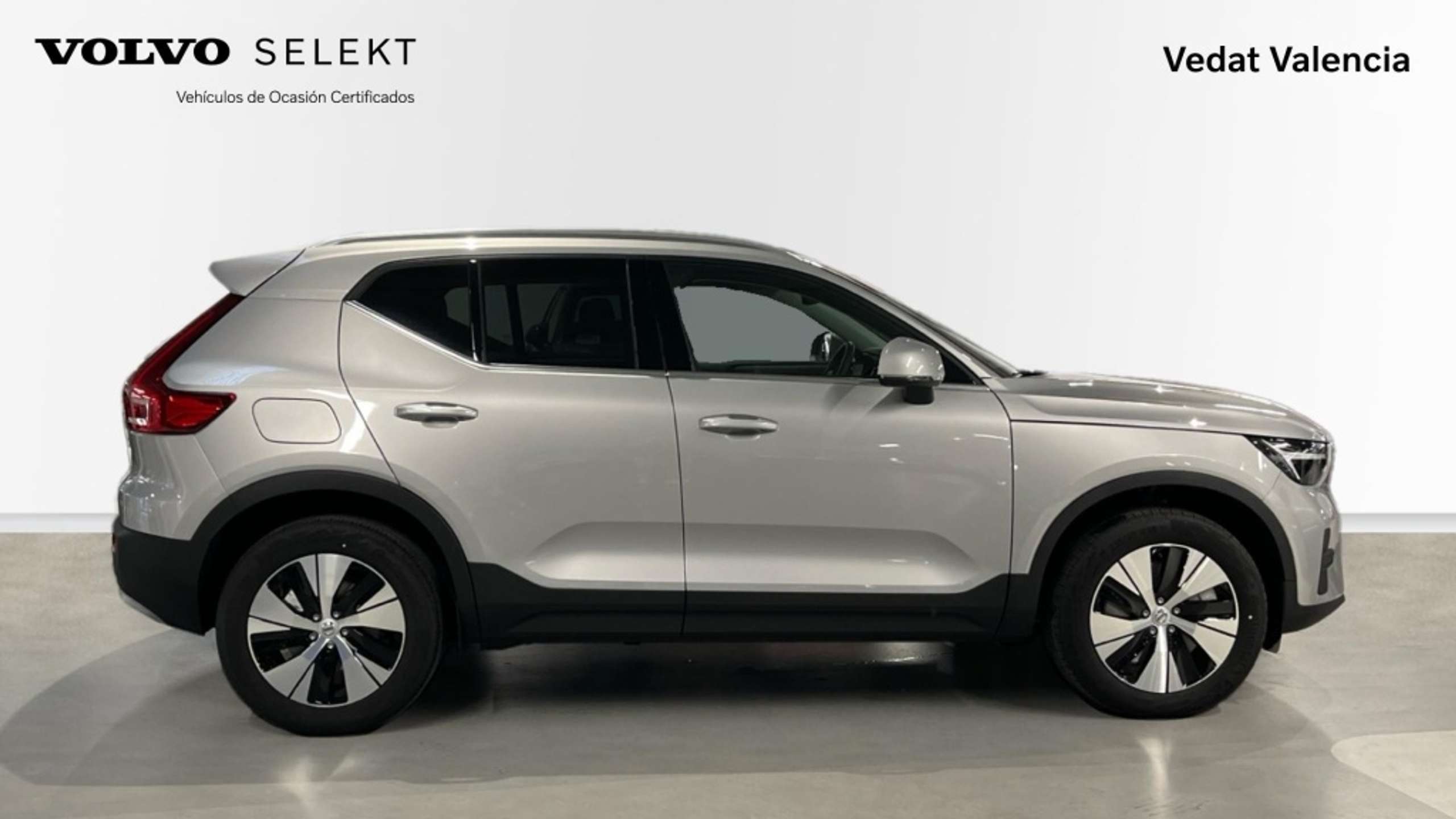 Volvo - XC40