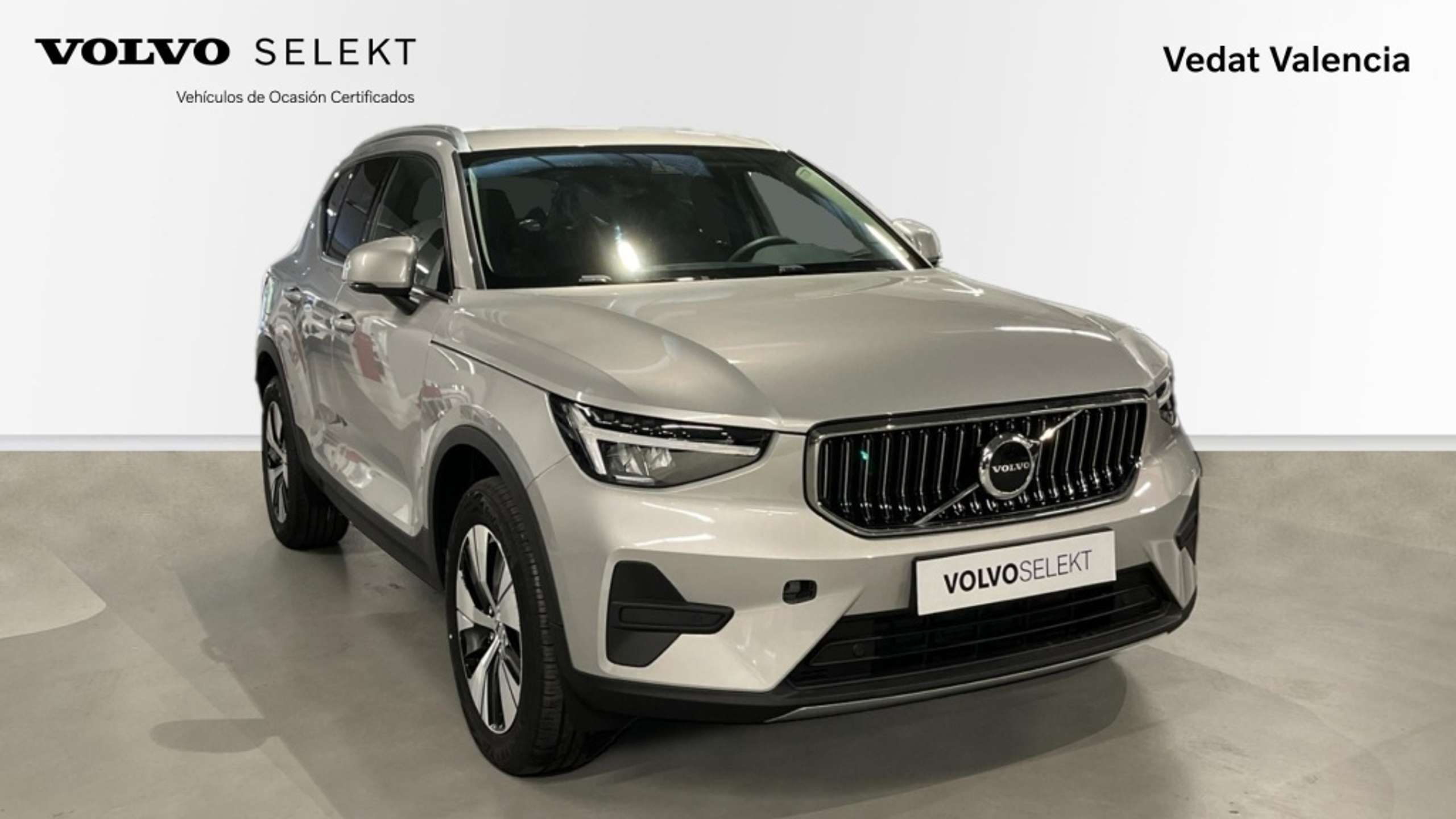 Volvo - XC40