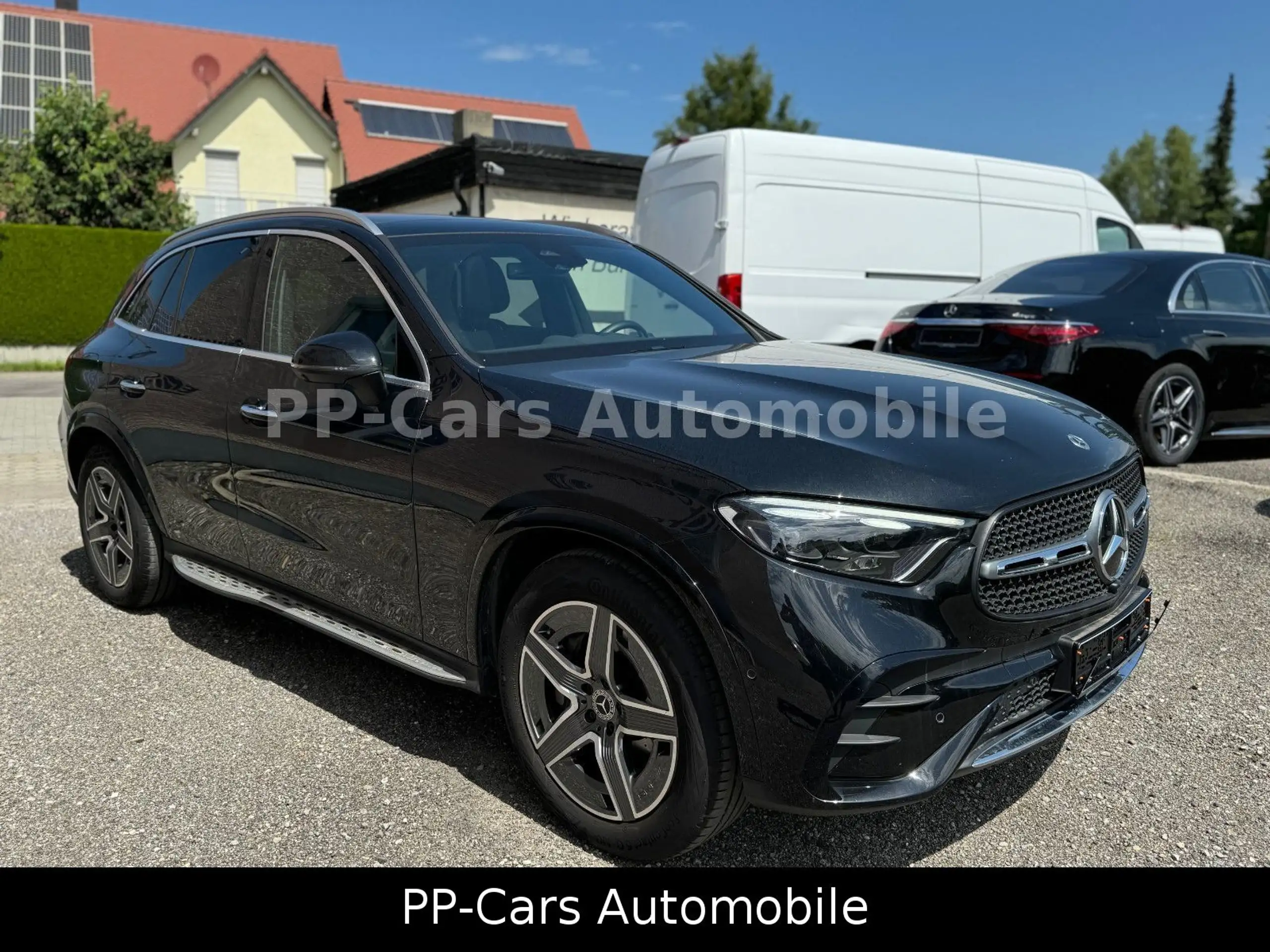 Mercedes-Benz - GLC 300