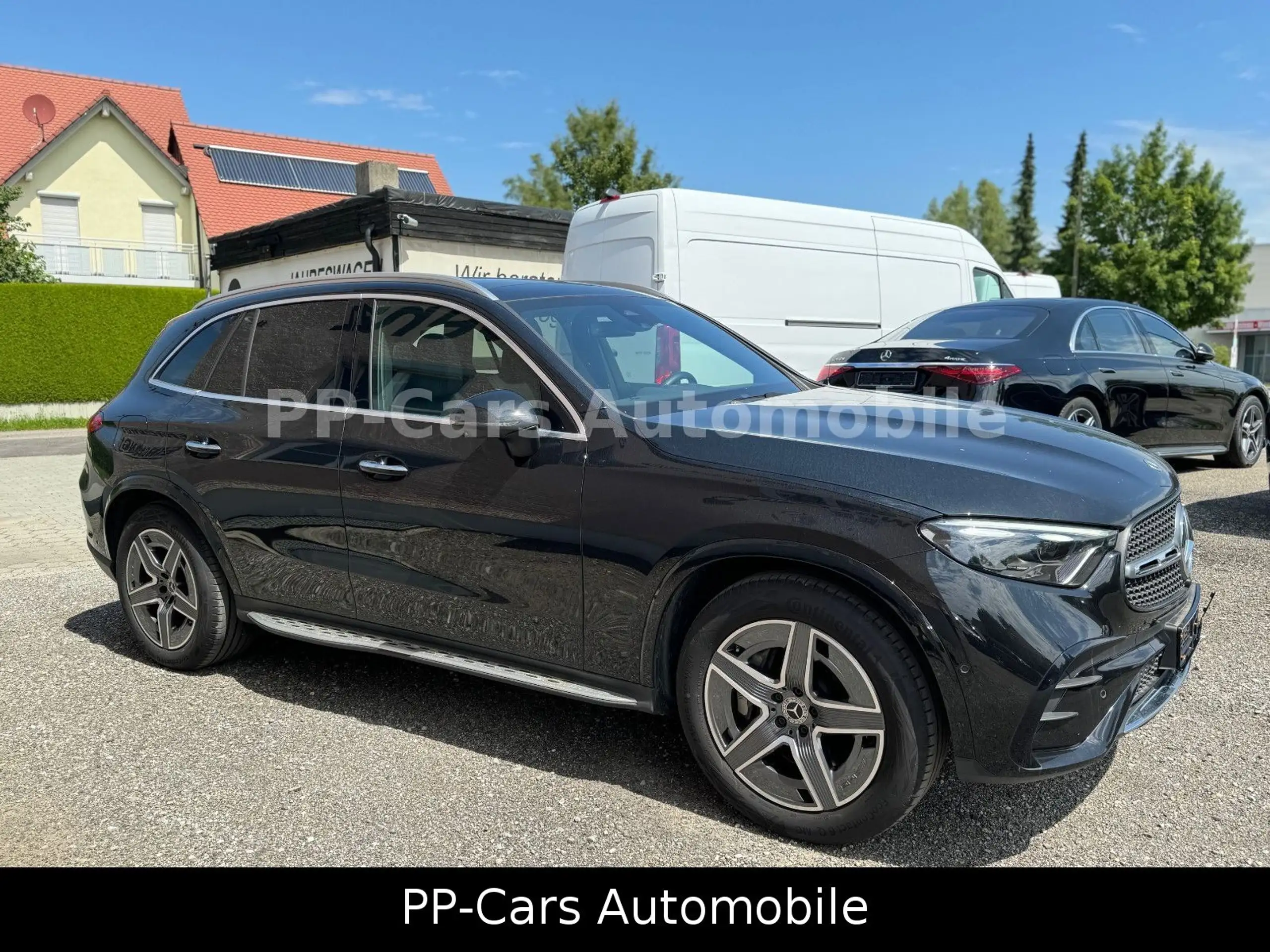 Mercedes-Benz - GLC 300