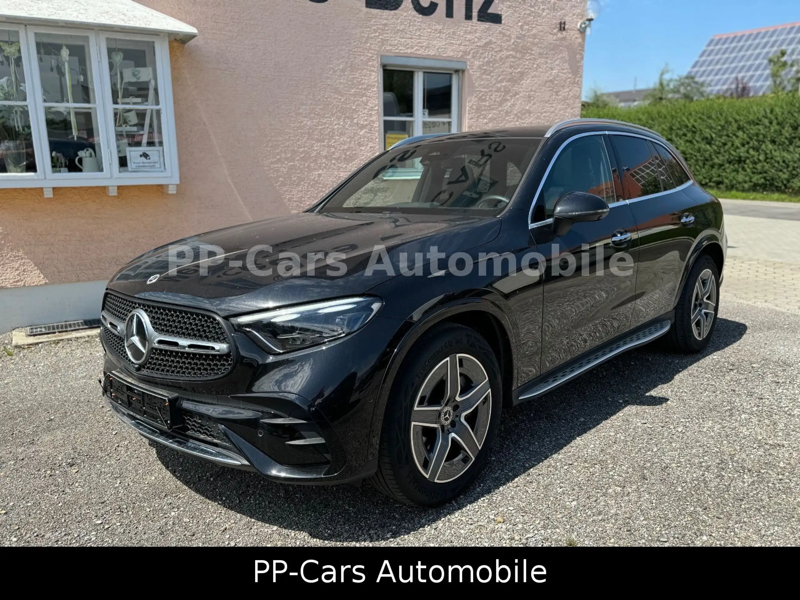 Mercedes-Benz - GLC 300