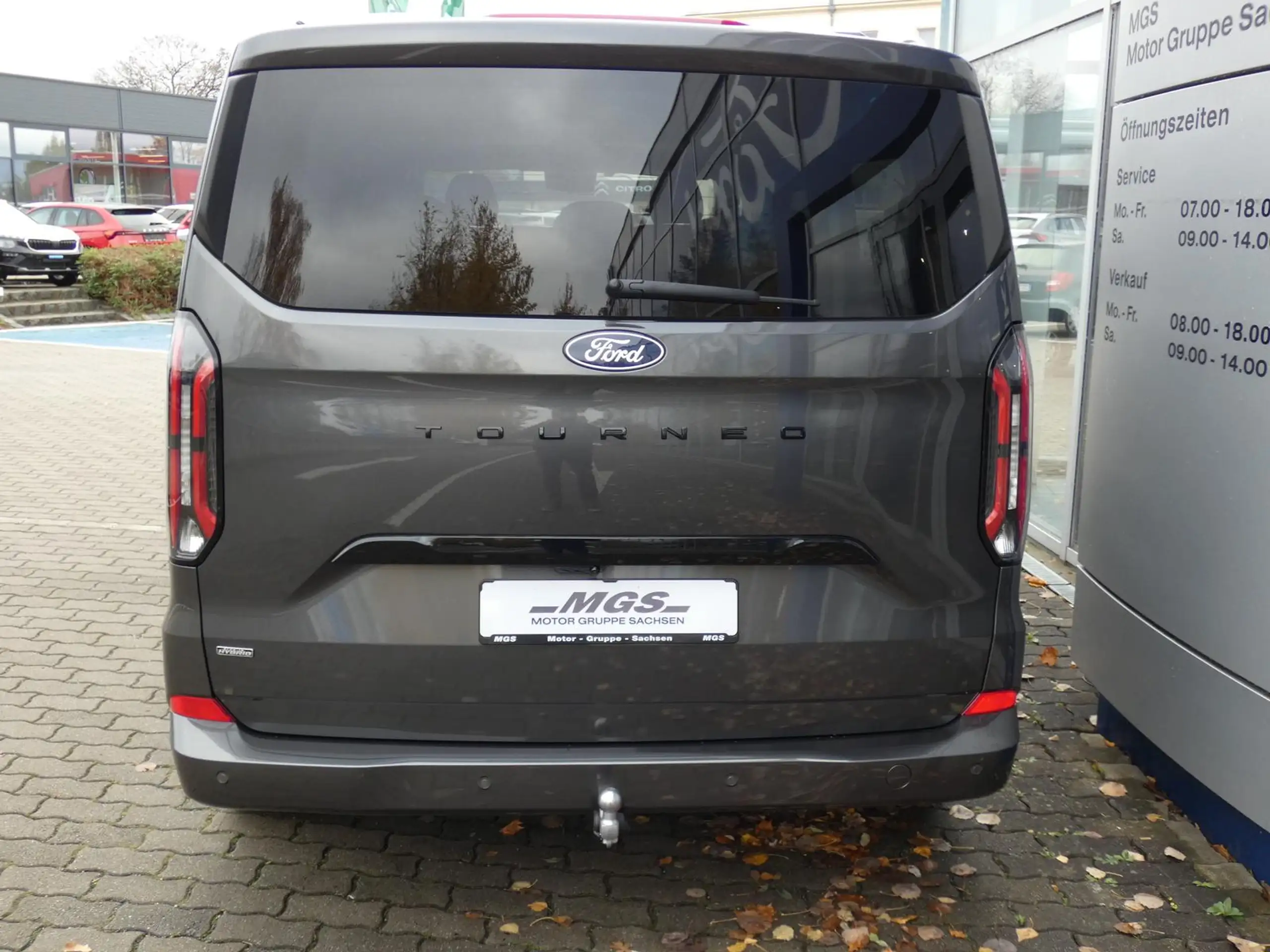 Ford - Tourneo Custom