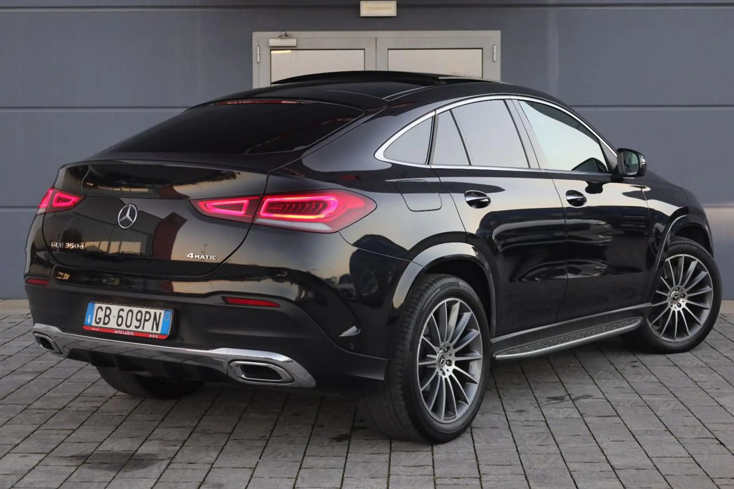 Mercedes-Benz - GLE 350