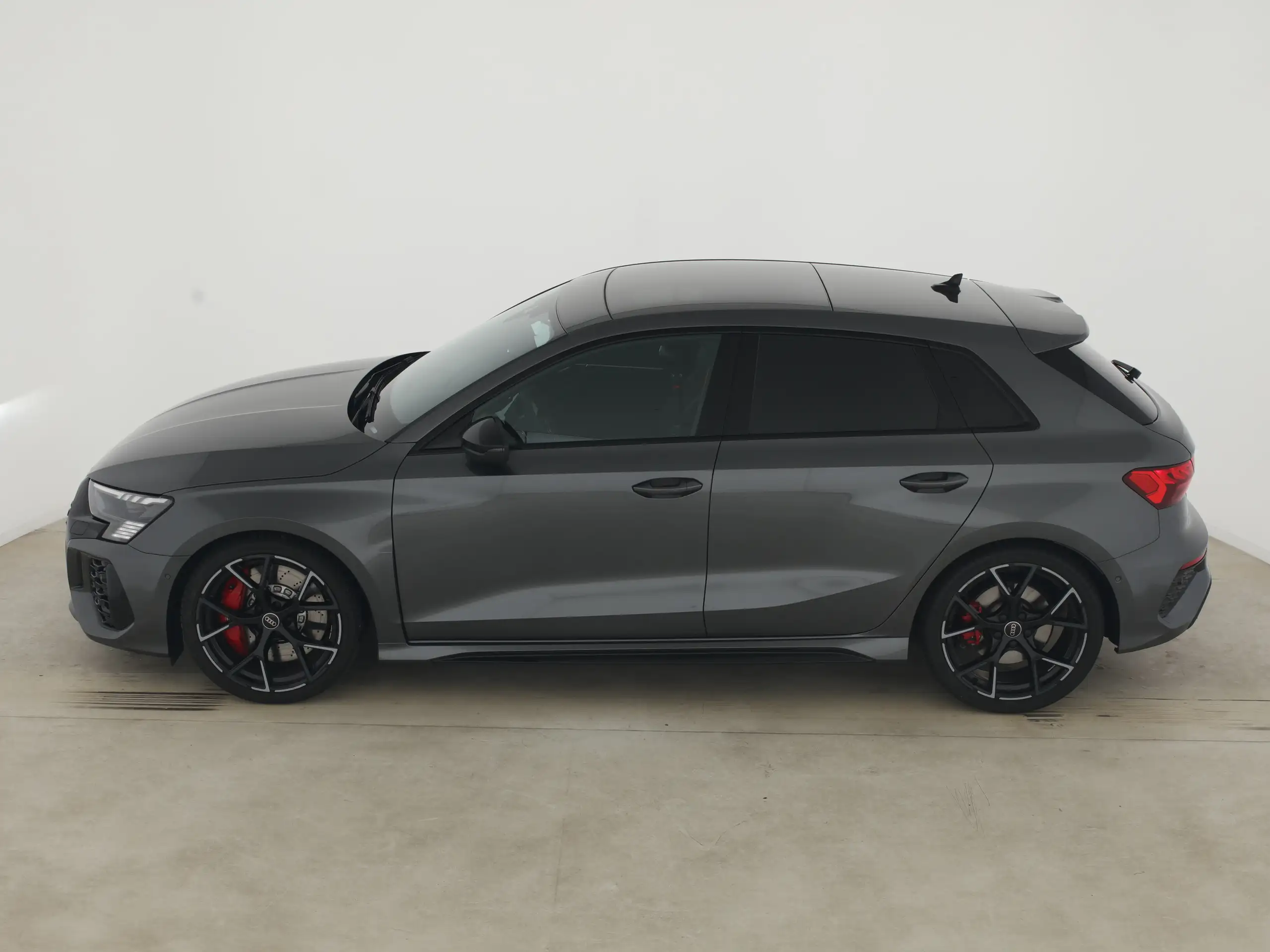 Audi - RS3