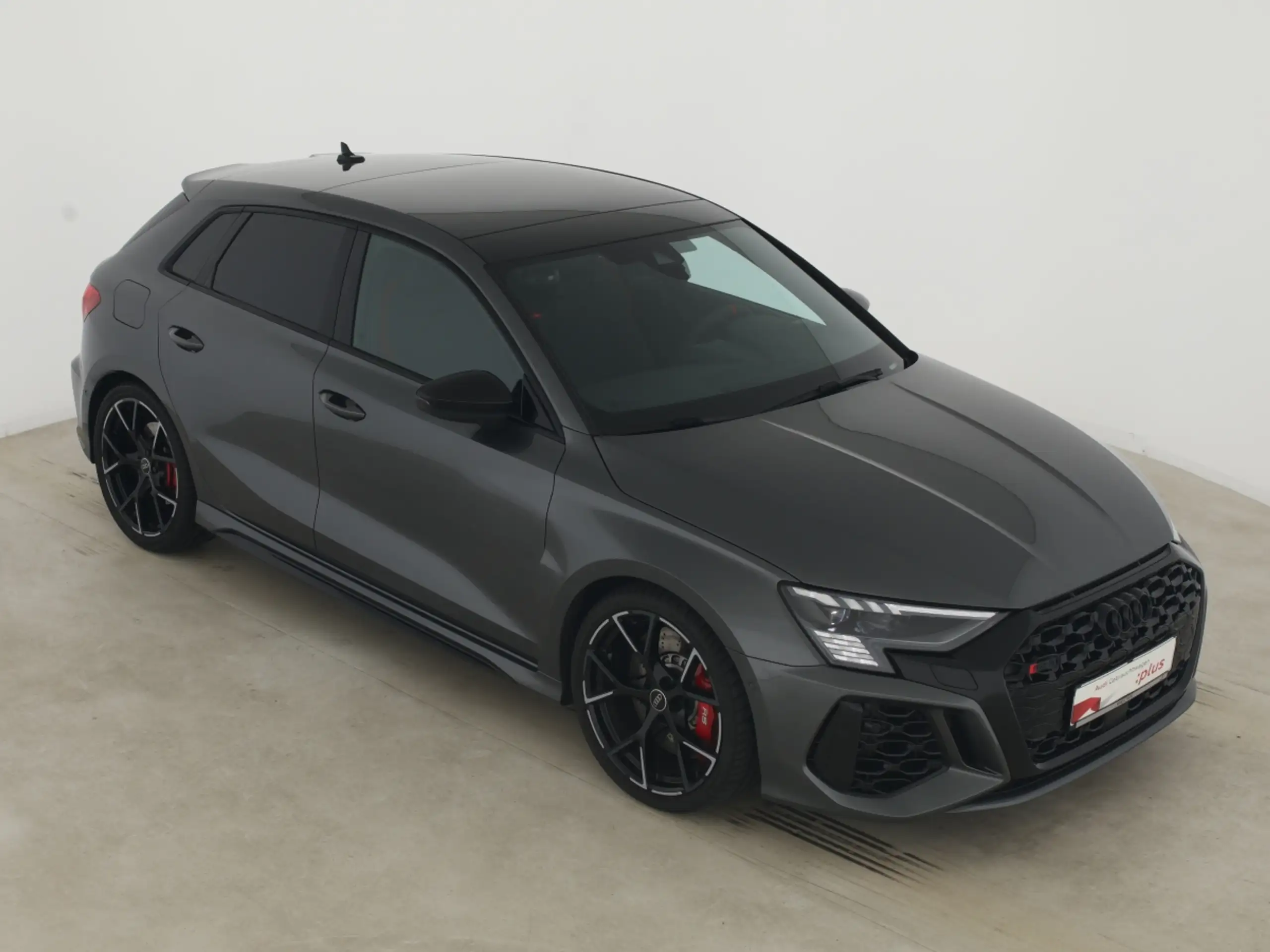 Audi - RS3