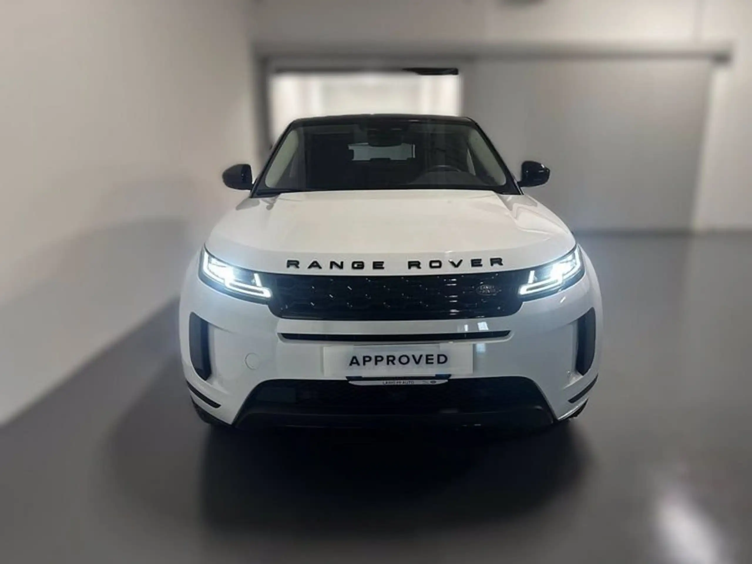 Land Rover - Range Rover Evoque