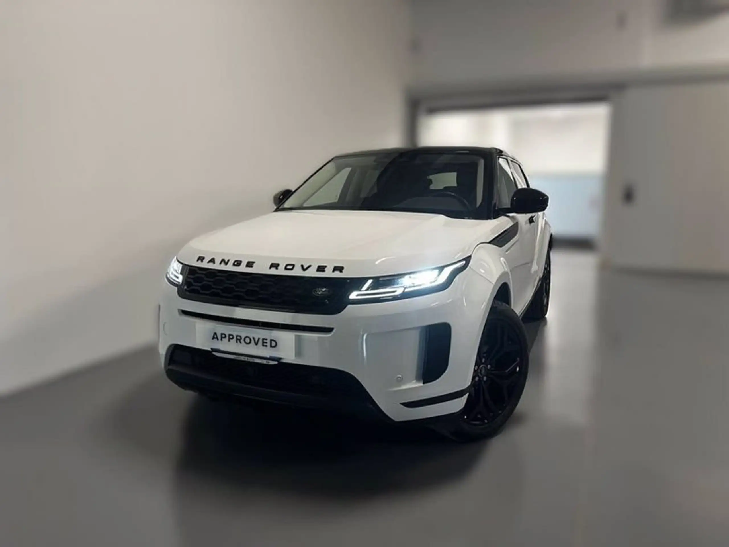 Land Rover - Range Rover Evoque