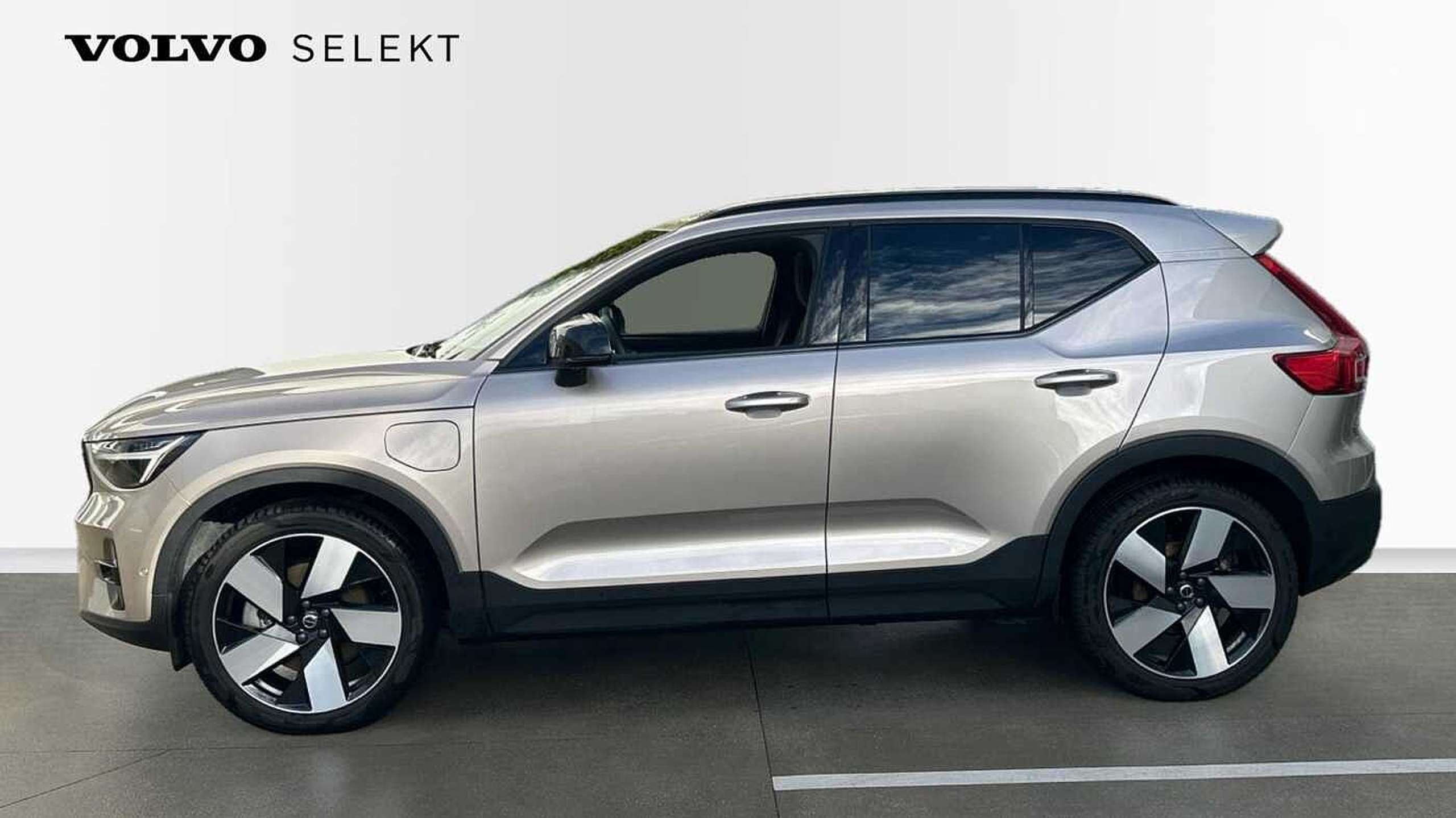 Volvo - XC40