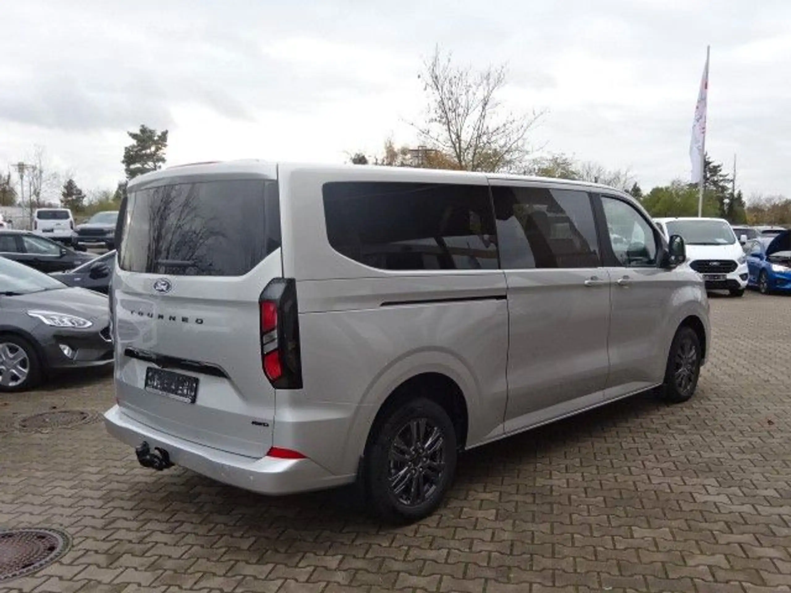 Ford - Tourneo Custom