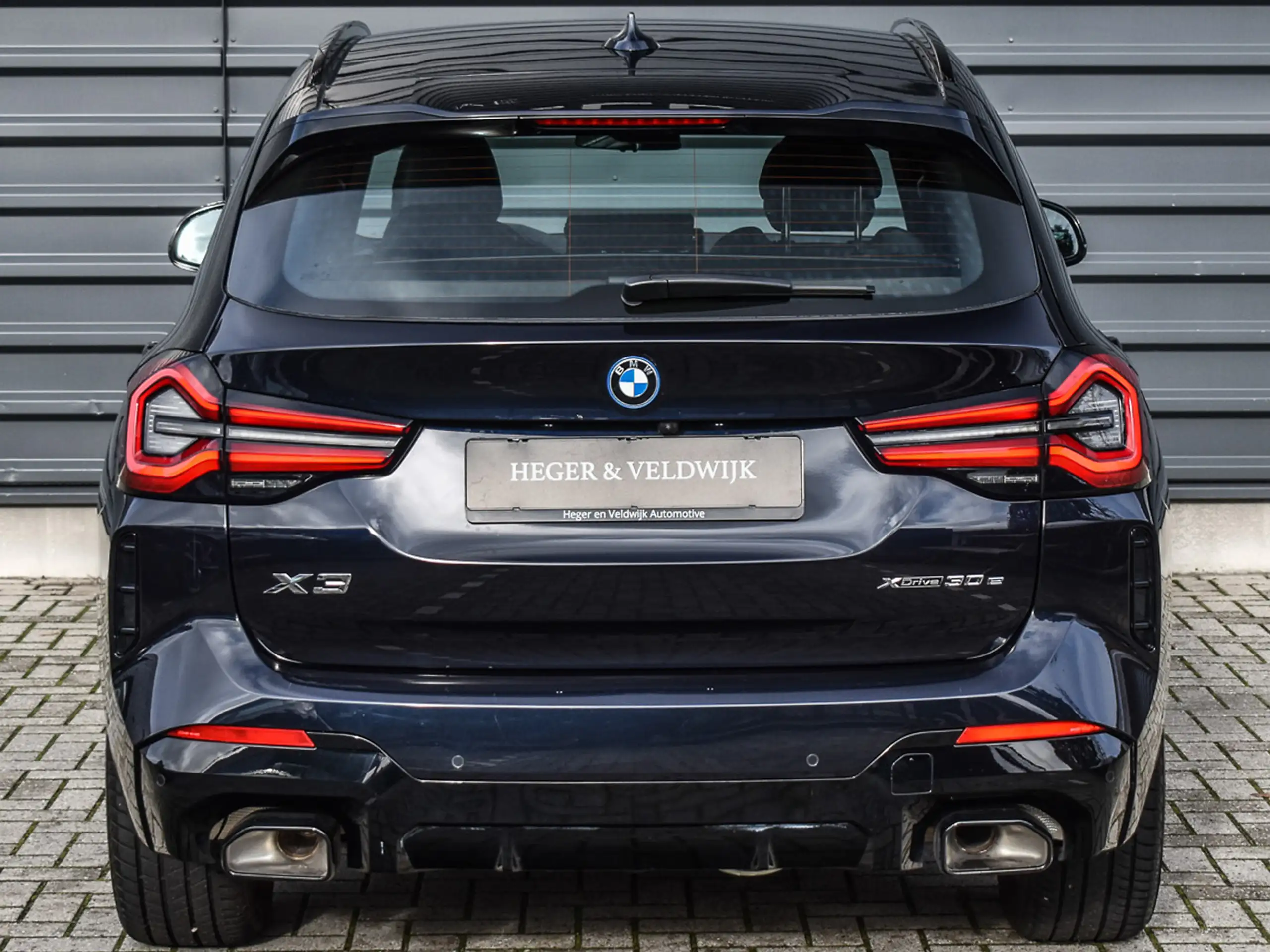 BMW - X3