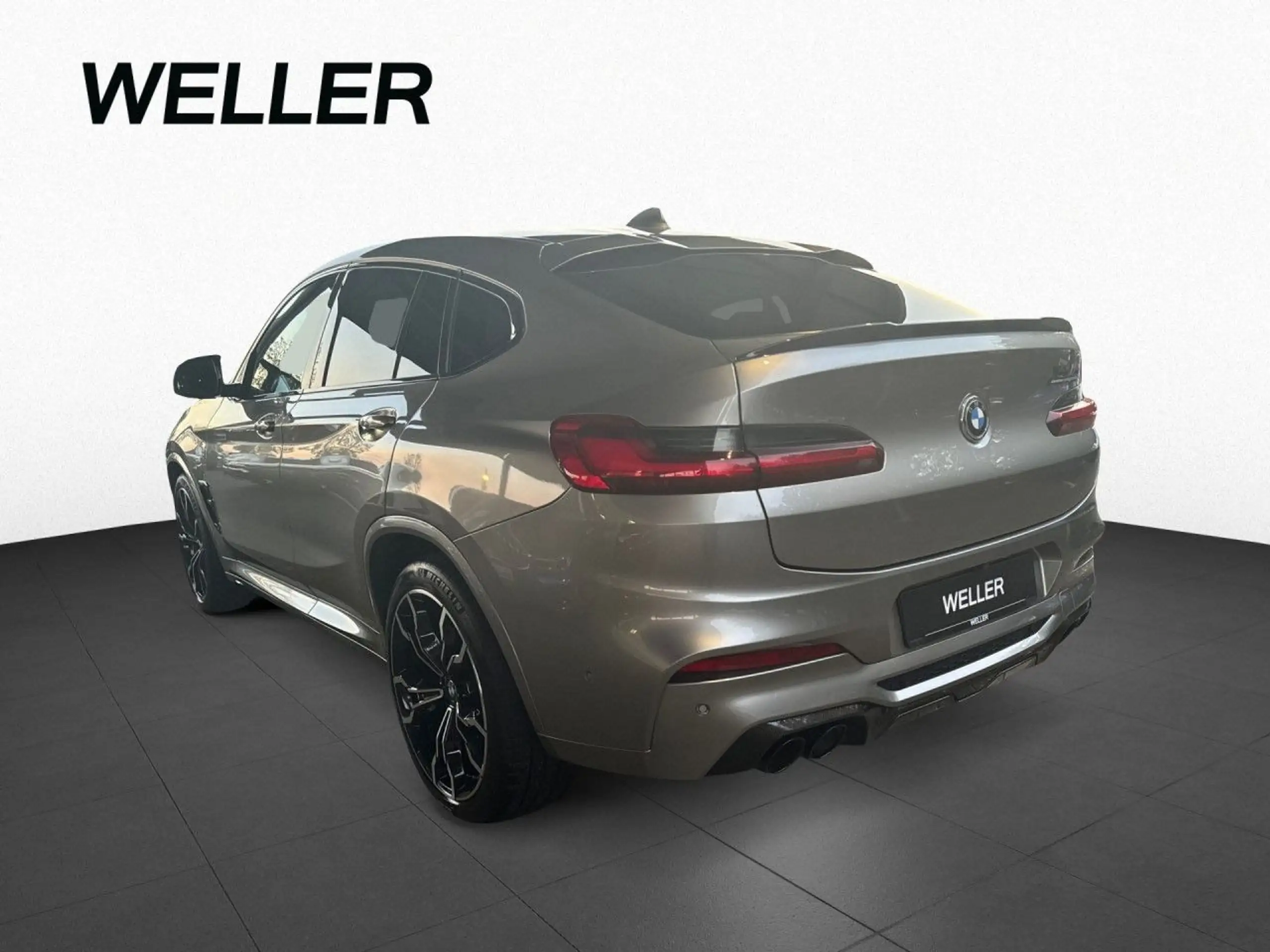 BMW - X4 M