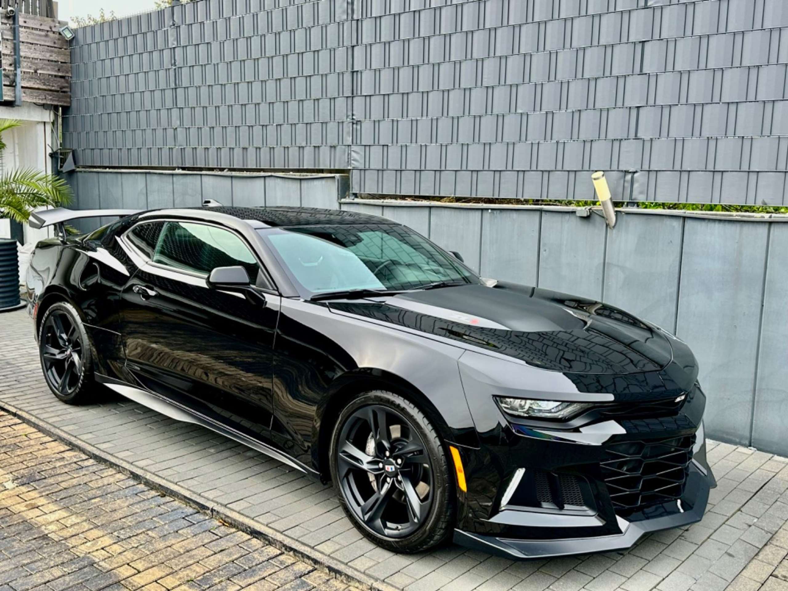 Chevrolet - Camaro