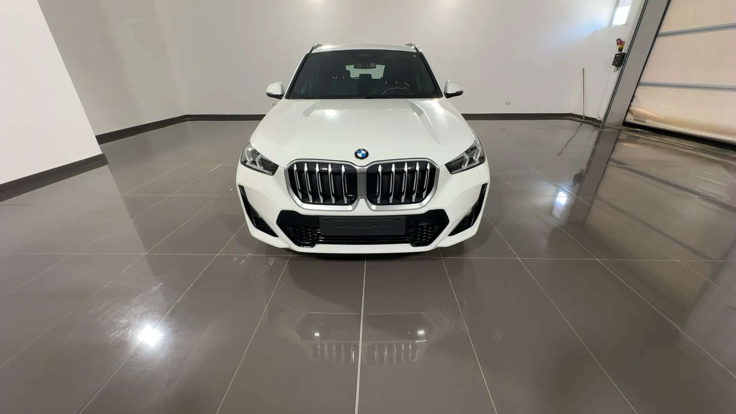 BMW - X1