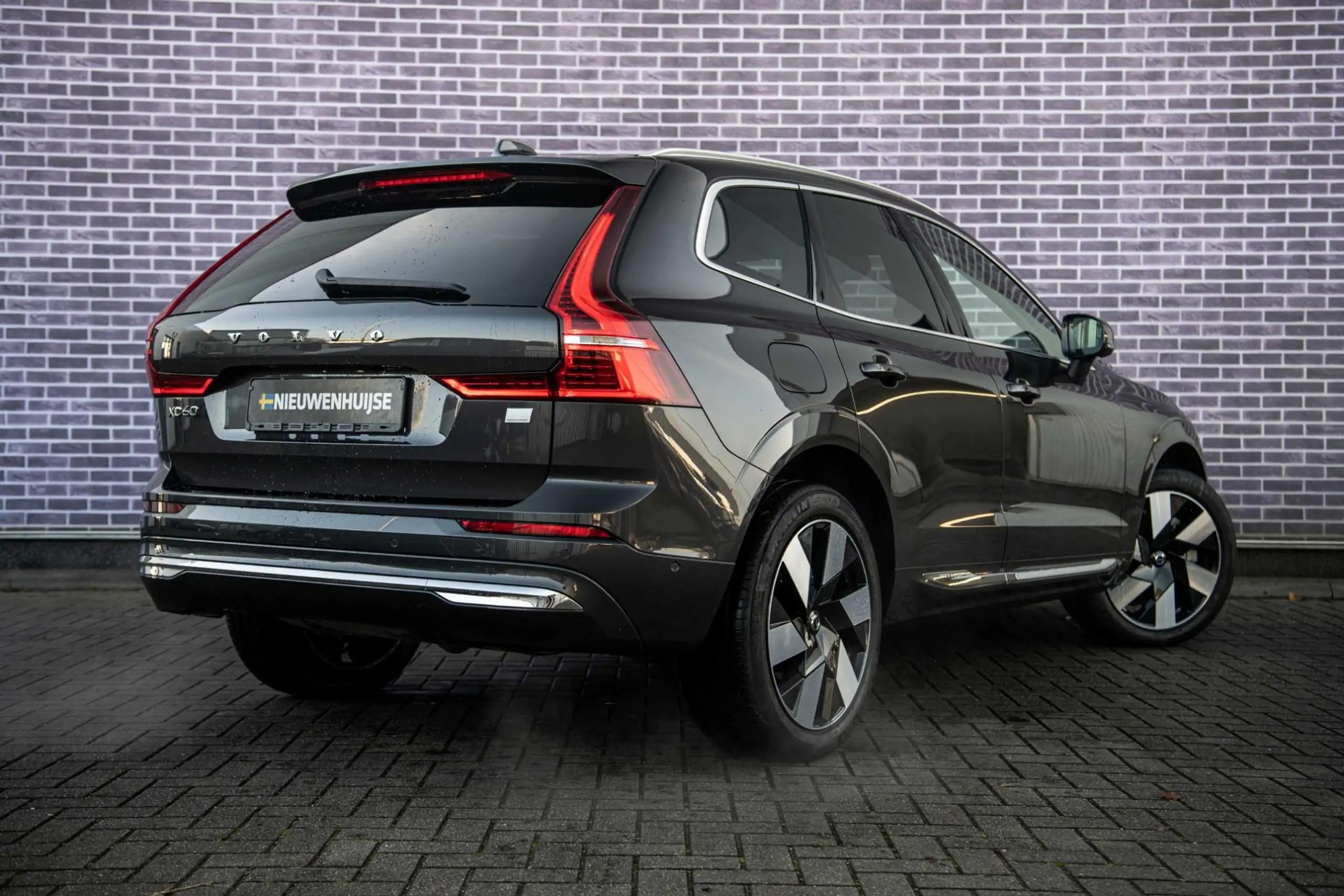 Volvo - XC60