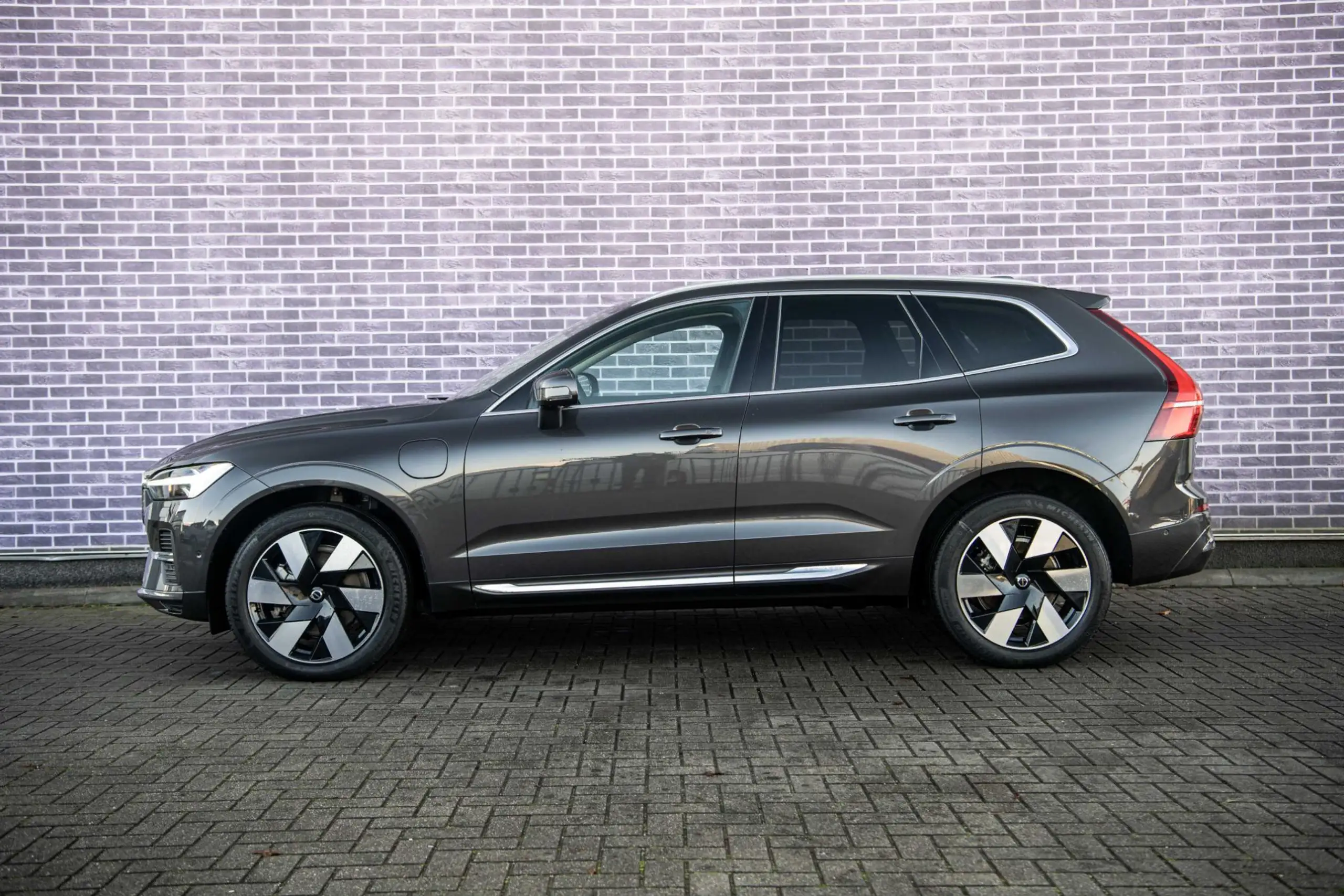 Volvo - XC60