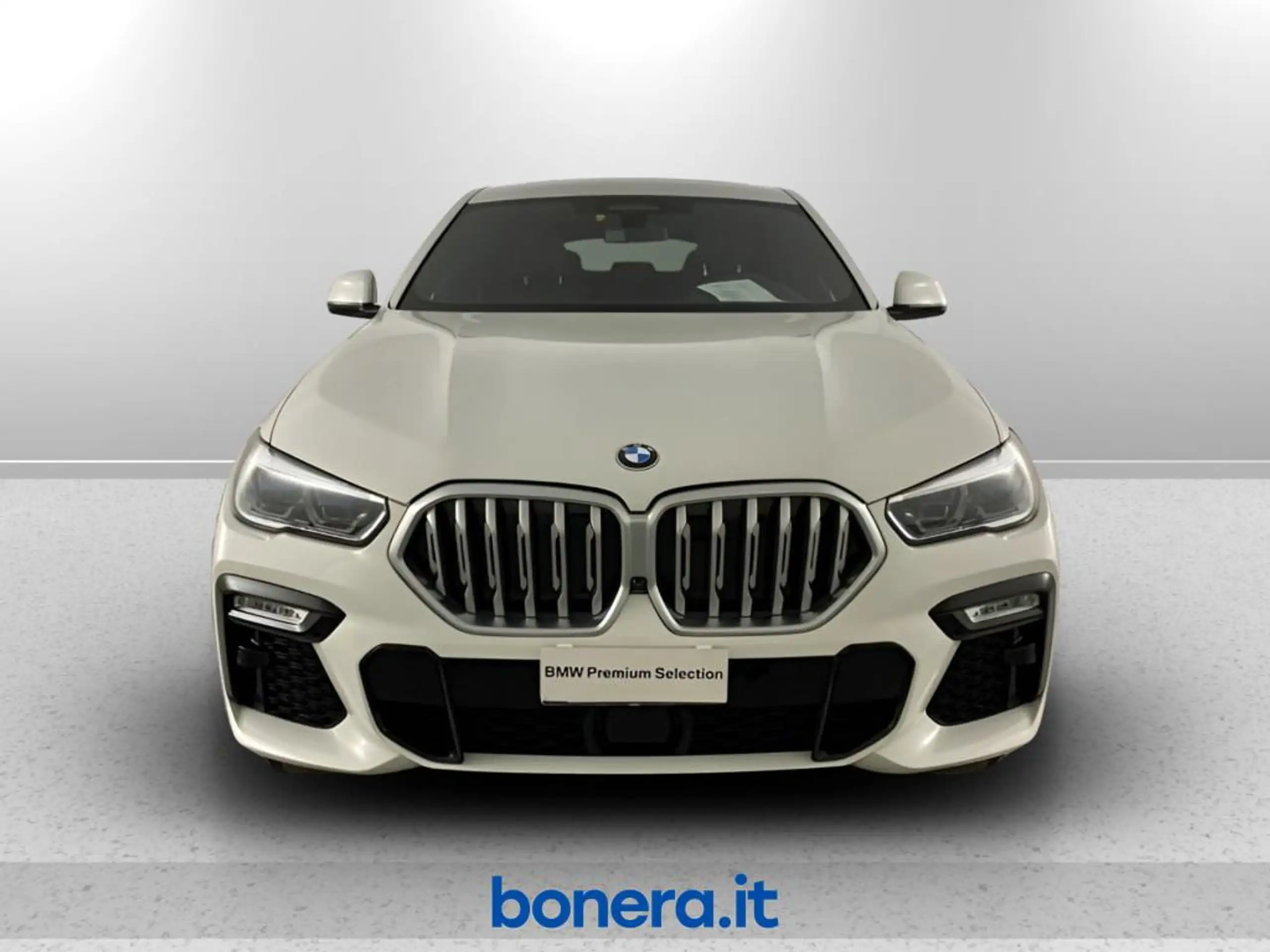 BMW - X6