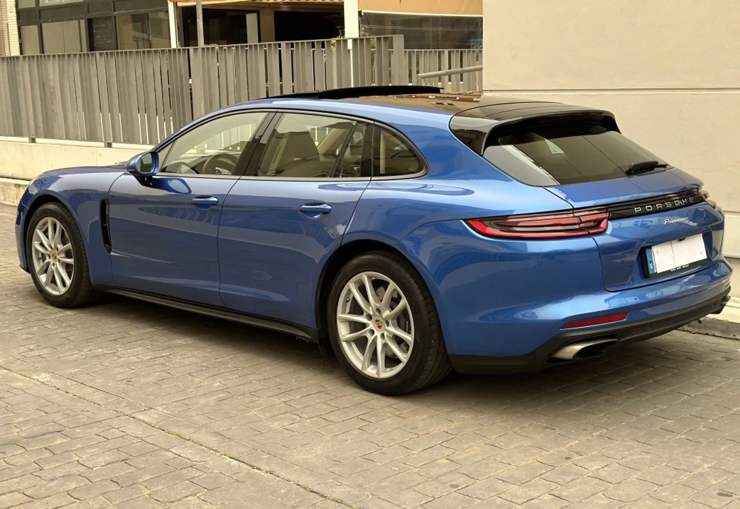 Porsche - Panamera