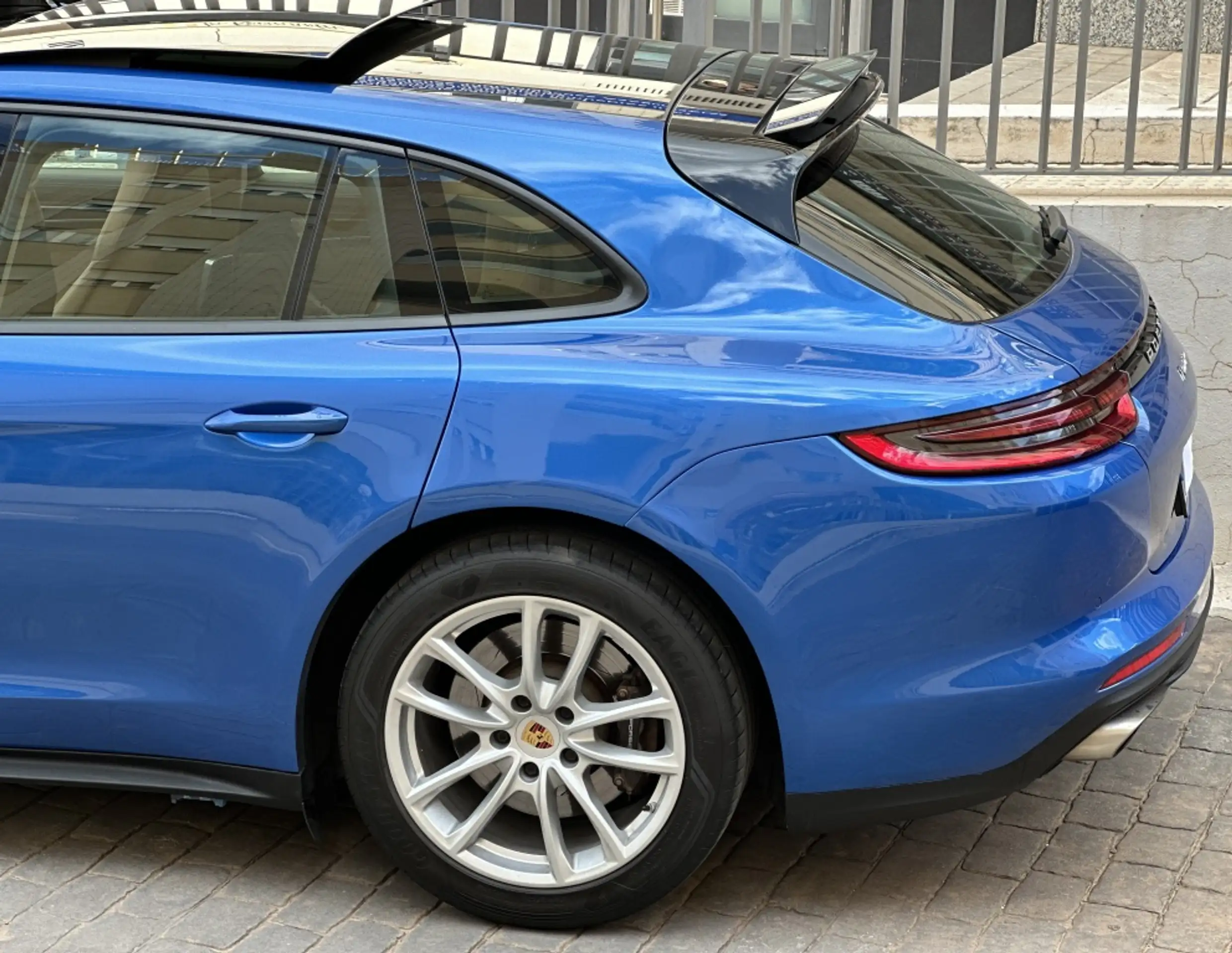 Porsche - Panamera