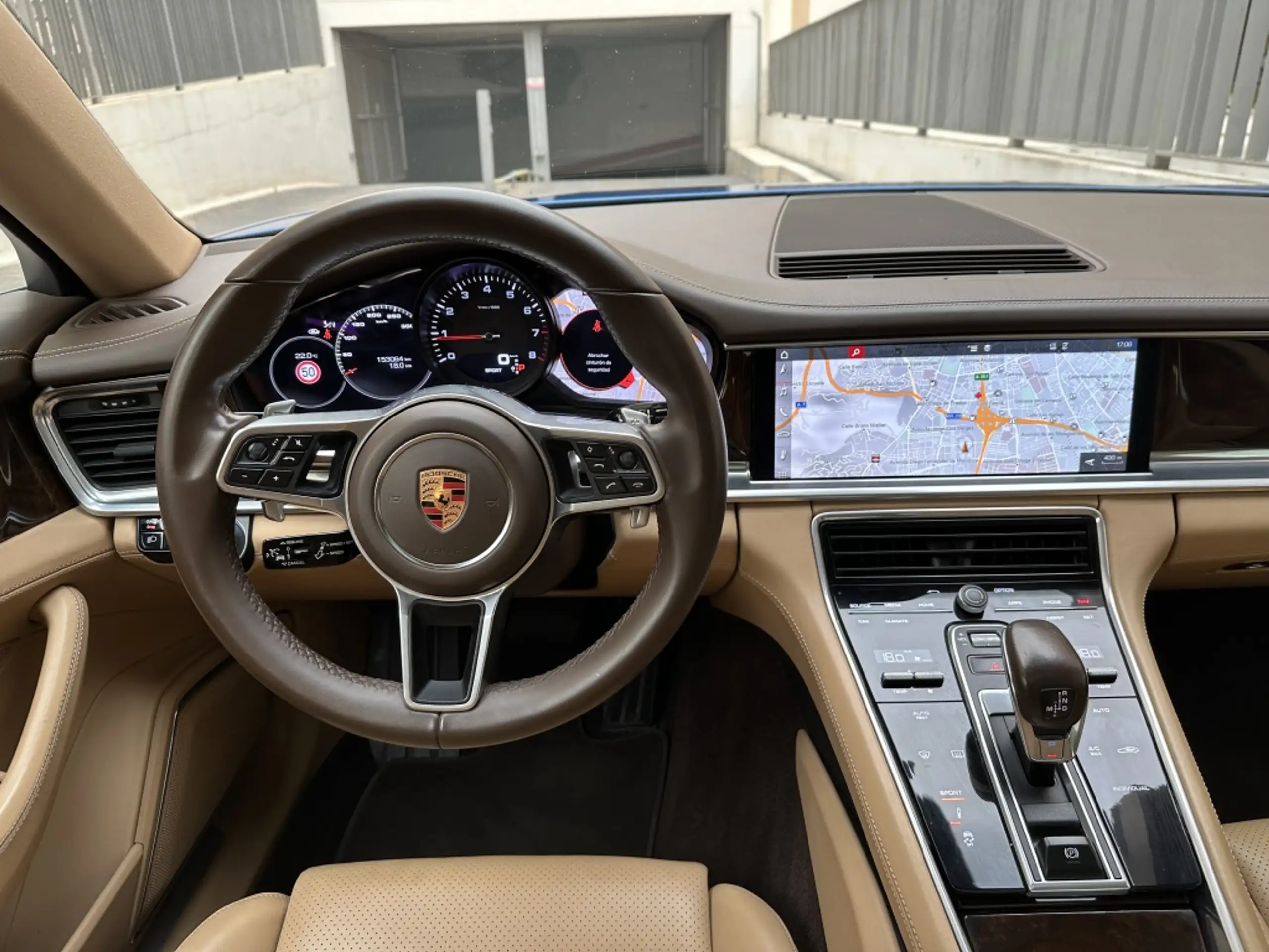 Porsche - Panamera