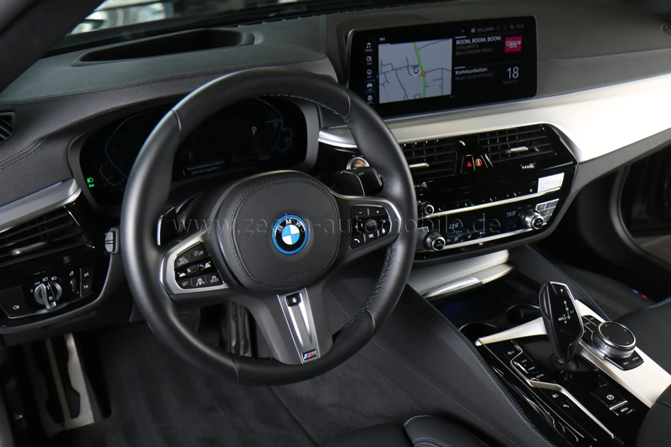 BMW - 545