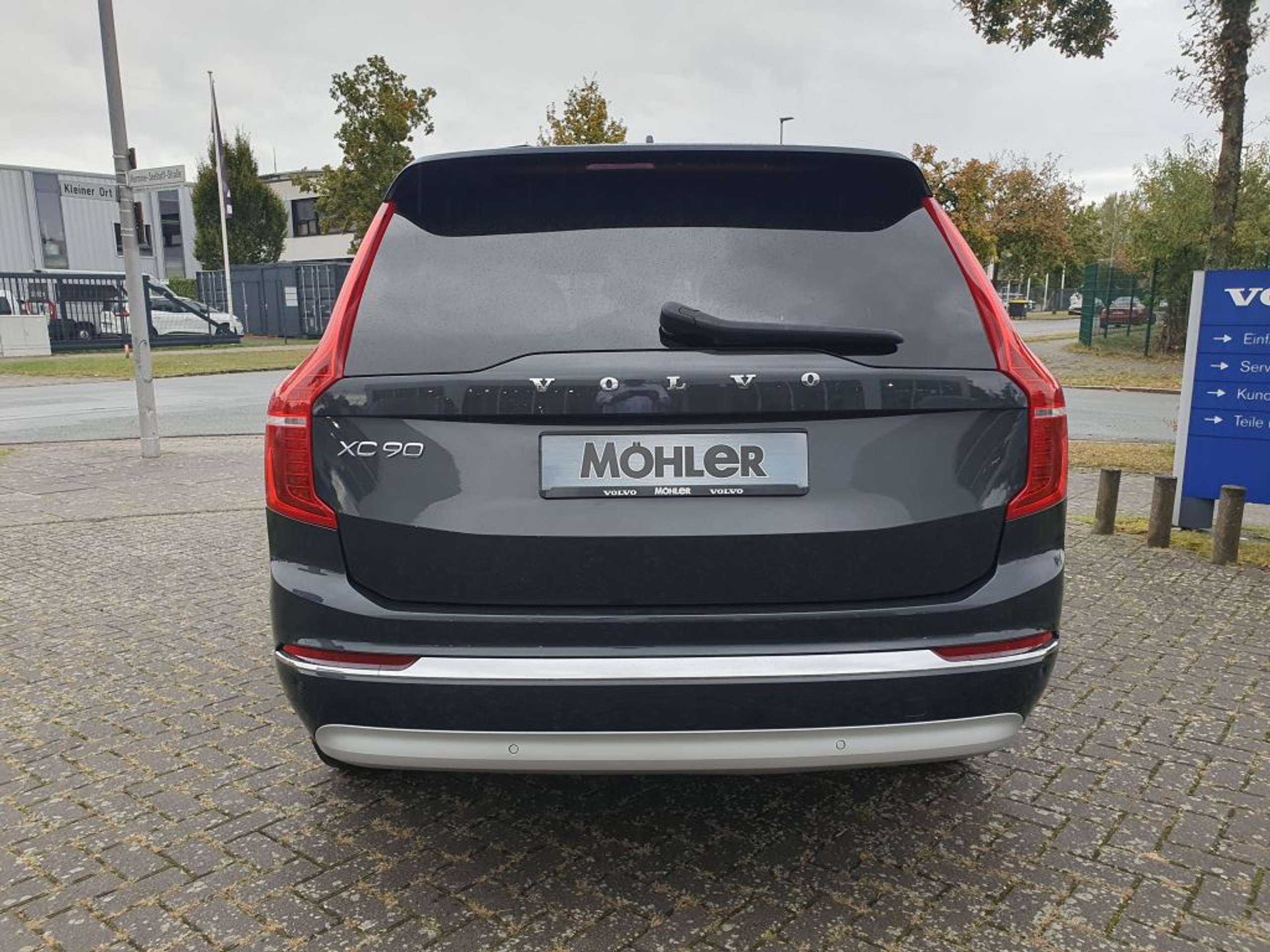 Volvo - XC90