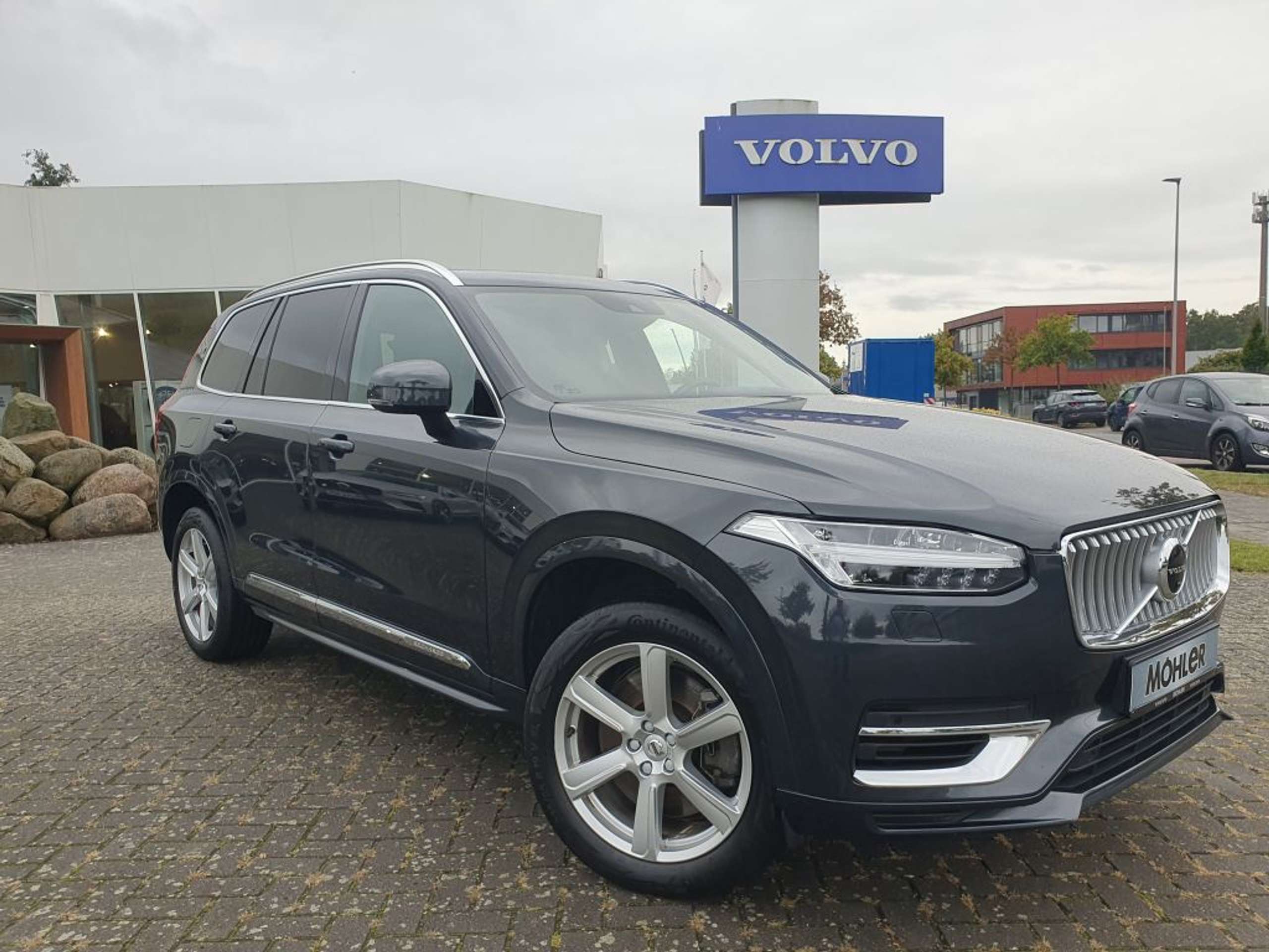 Volvo - XC90