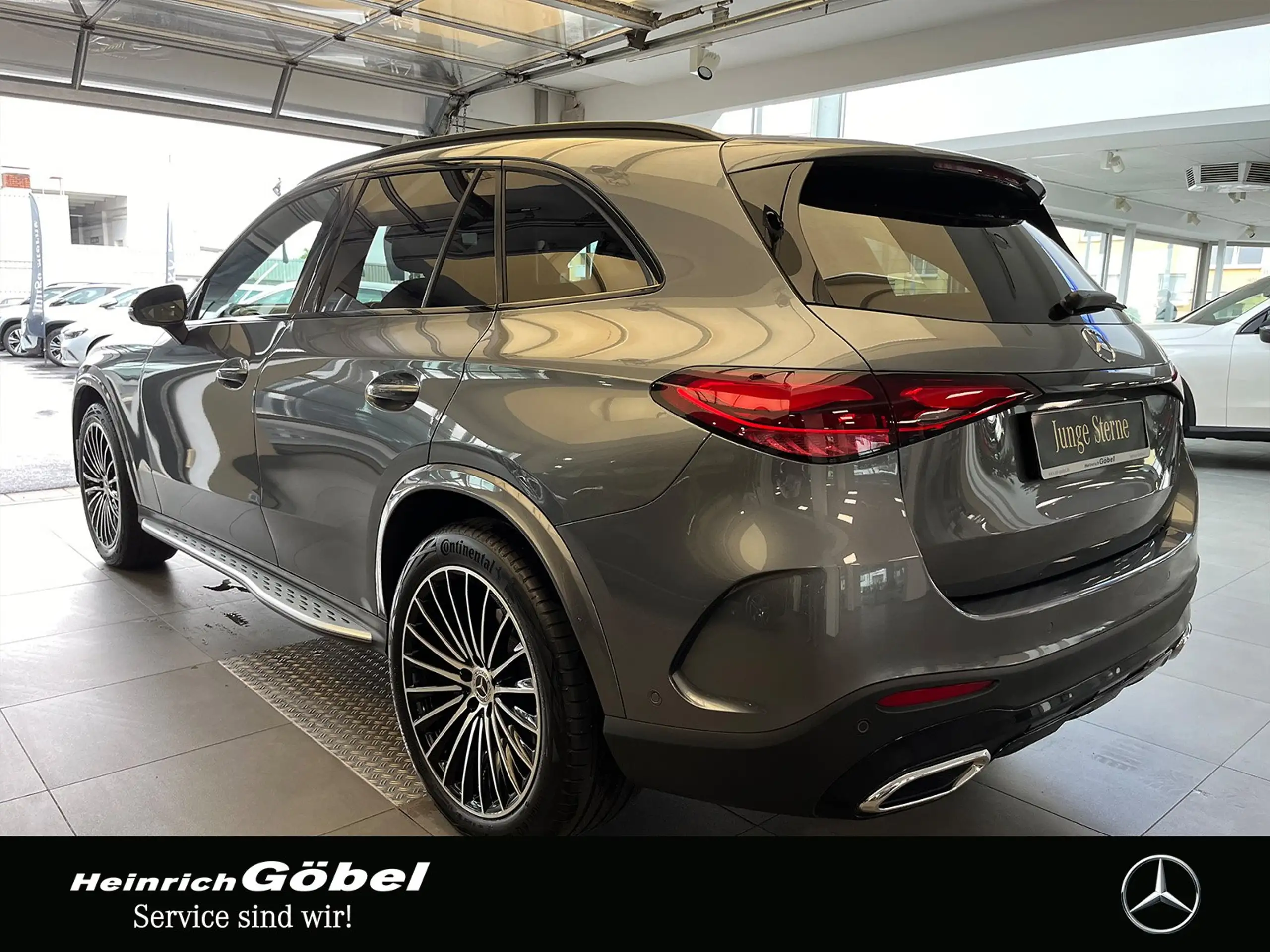 Mercedes-Benz - GLC 220