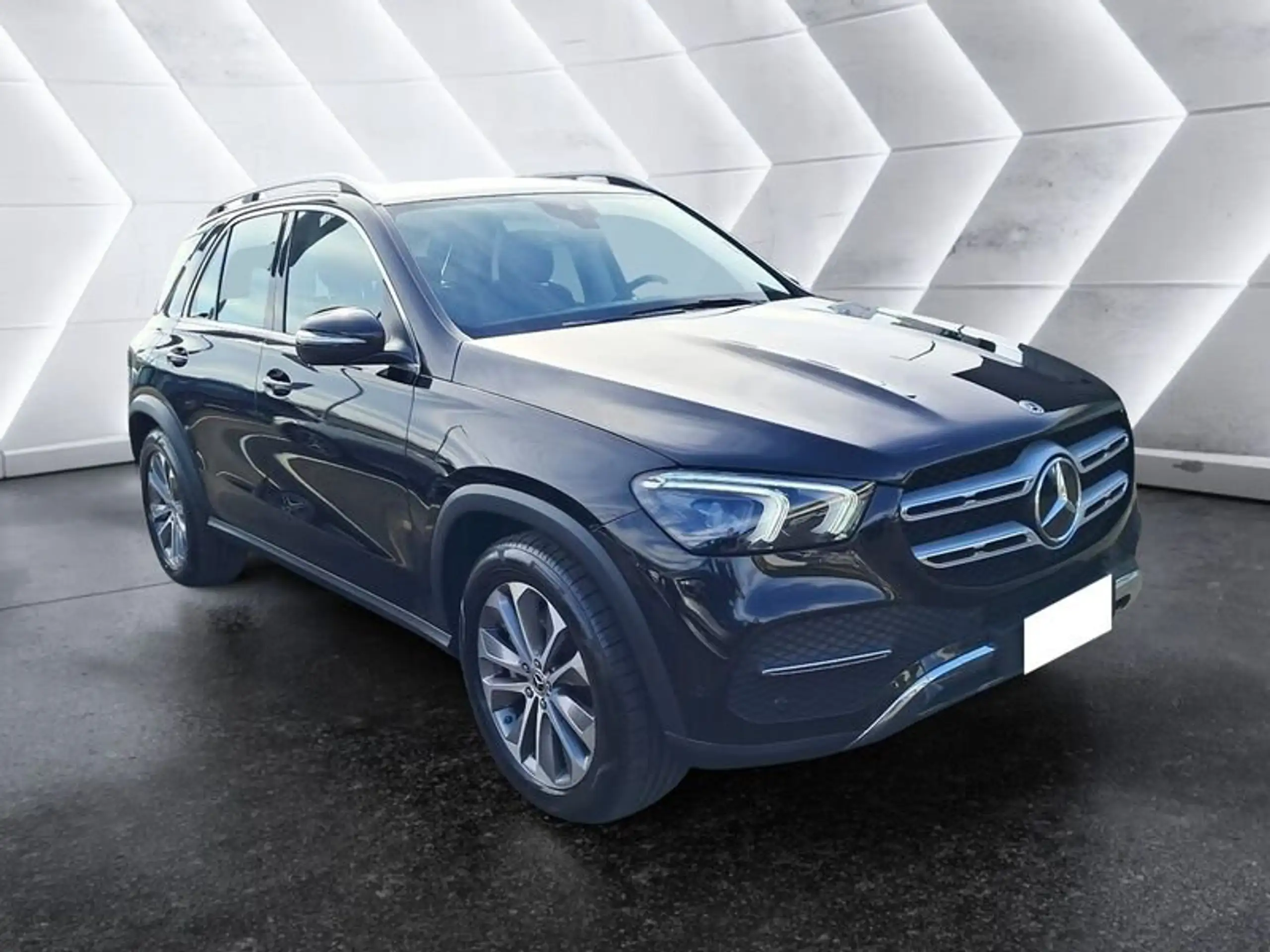 Mercedes-Benz - GLE 300