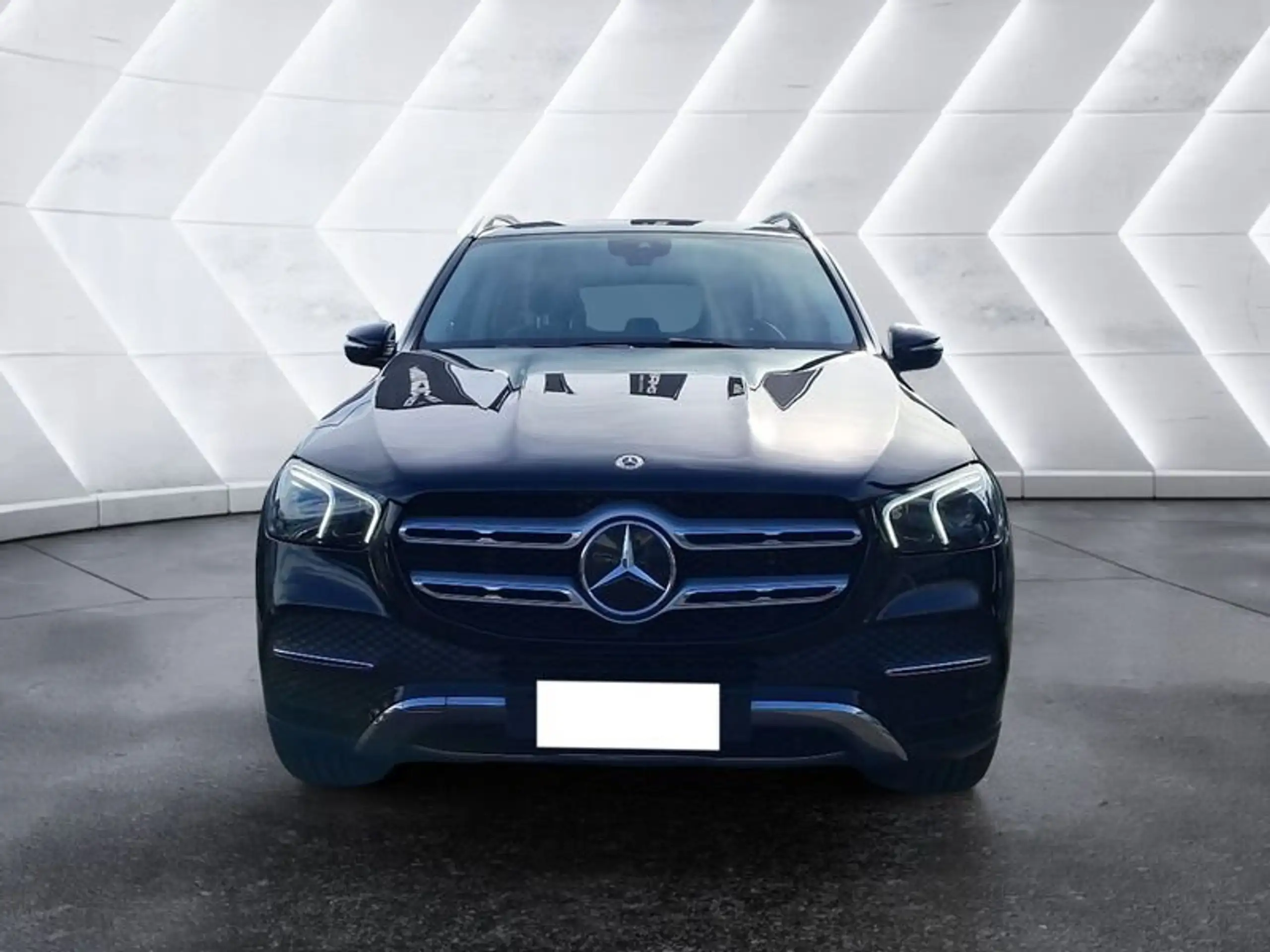 Mercedes-Benz - GLE 300