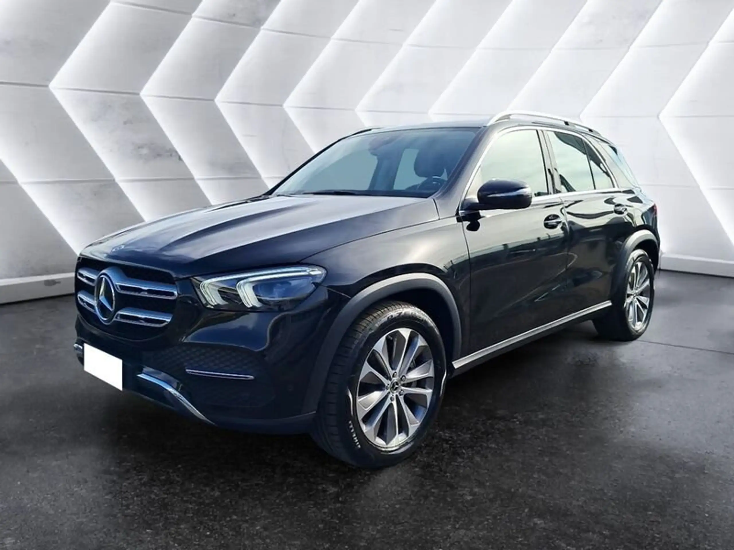 Mercedes-Benz - GLE 300