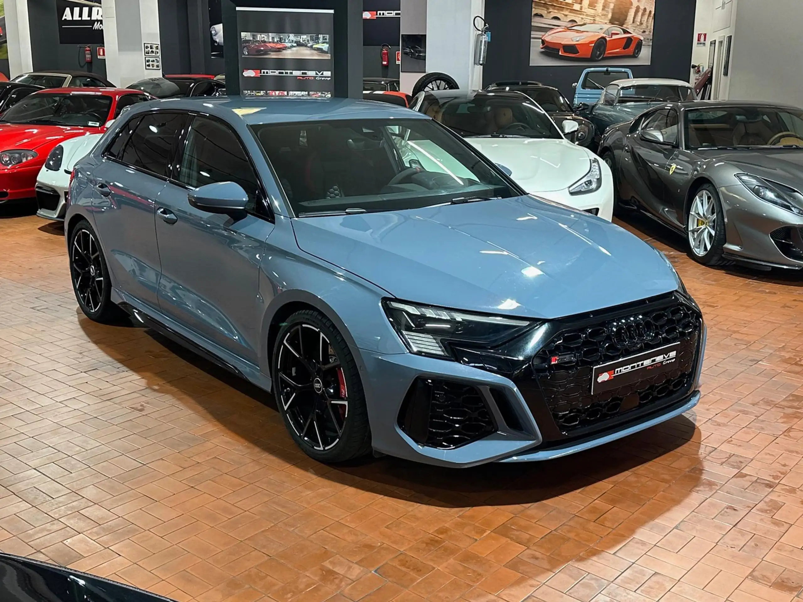 Audi - RS3