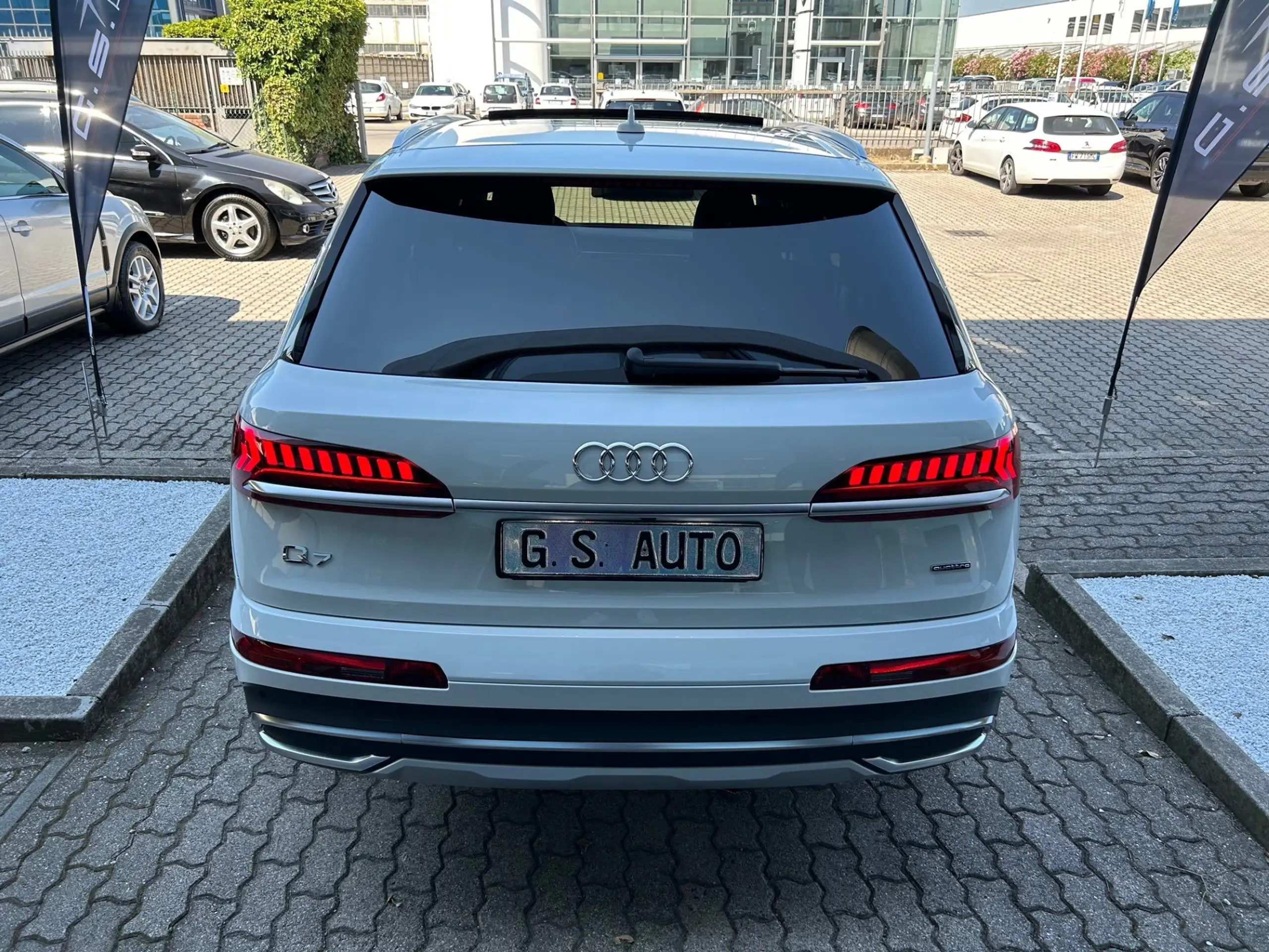 Audi - Q7