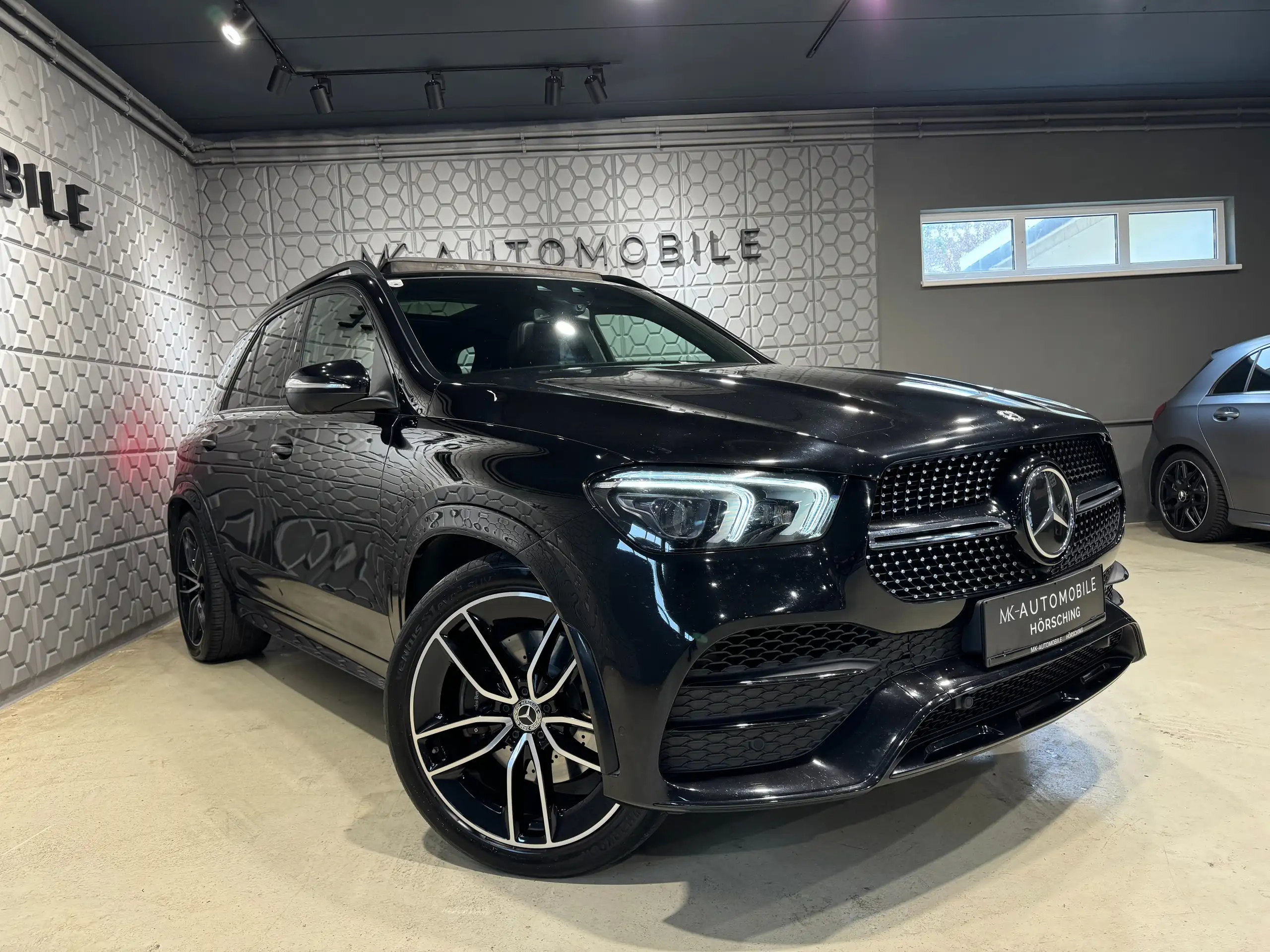 Mercedes-Benz - GLE 350